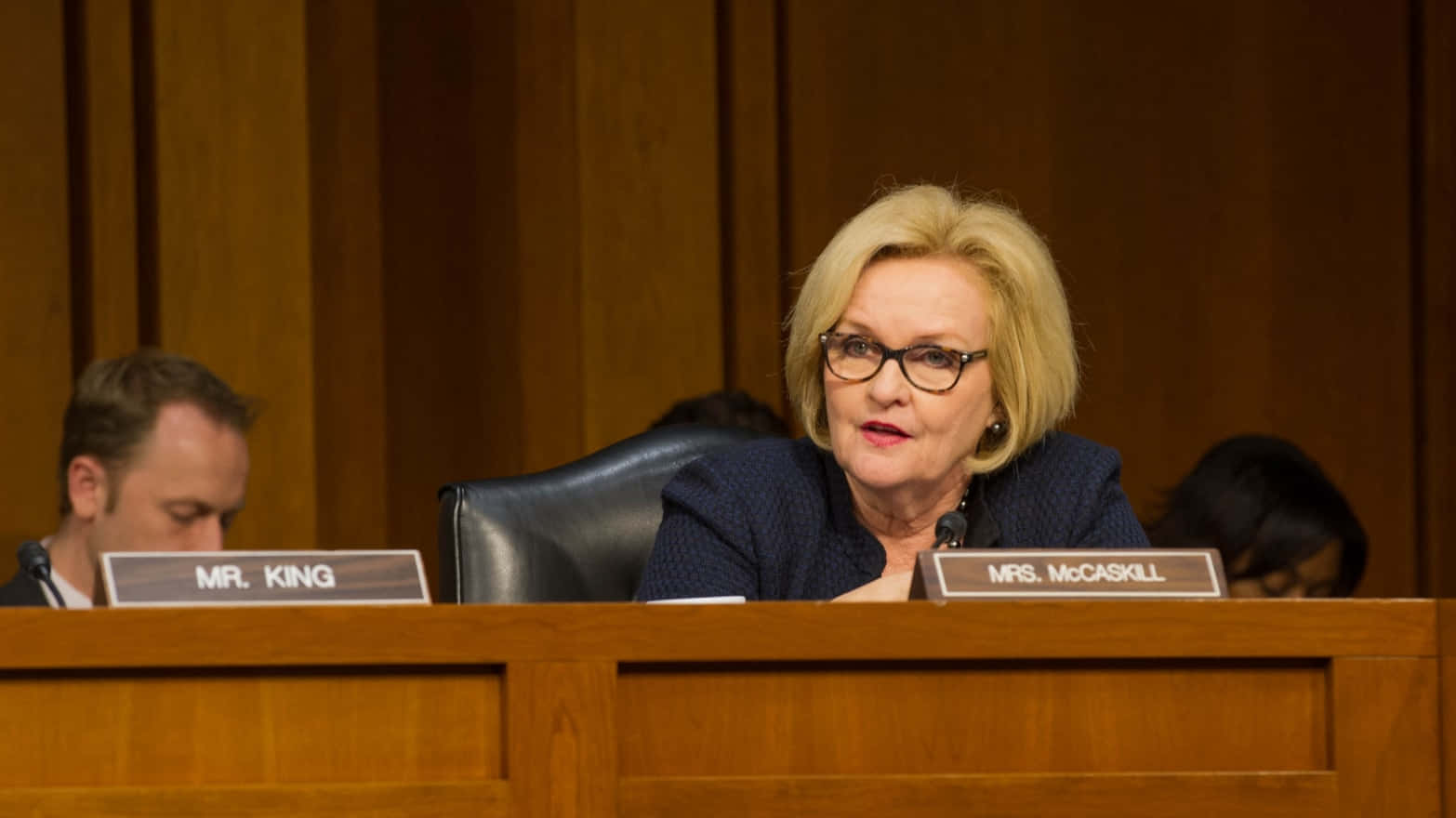 Claire Mccaskill Speaking During Hearing Wallpaper
