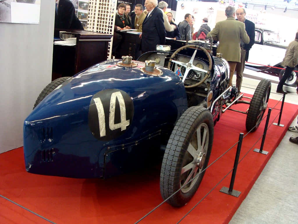 Classic Beauty - The Bugatti Type 35 Wallpaper