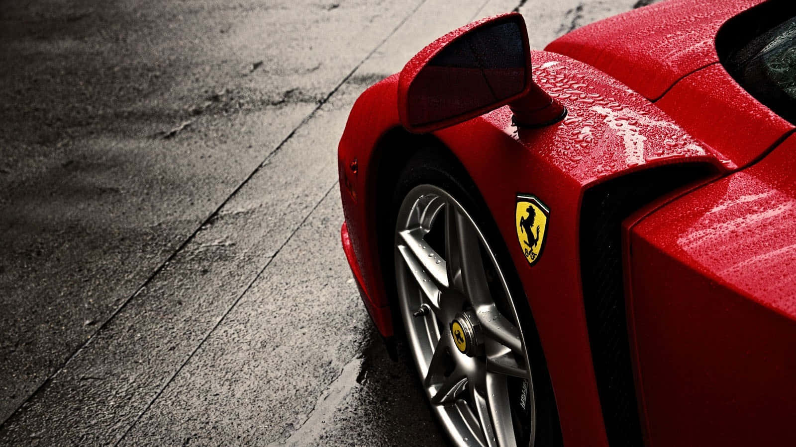 Oplev spændingen ved at køre en klassisk Ferrari. Wallpaper
