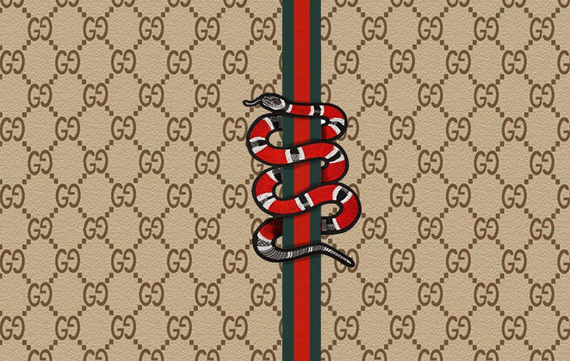 Classic Gucci 4k Snake Wallpaper