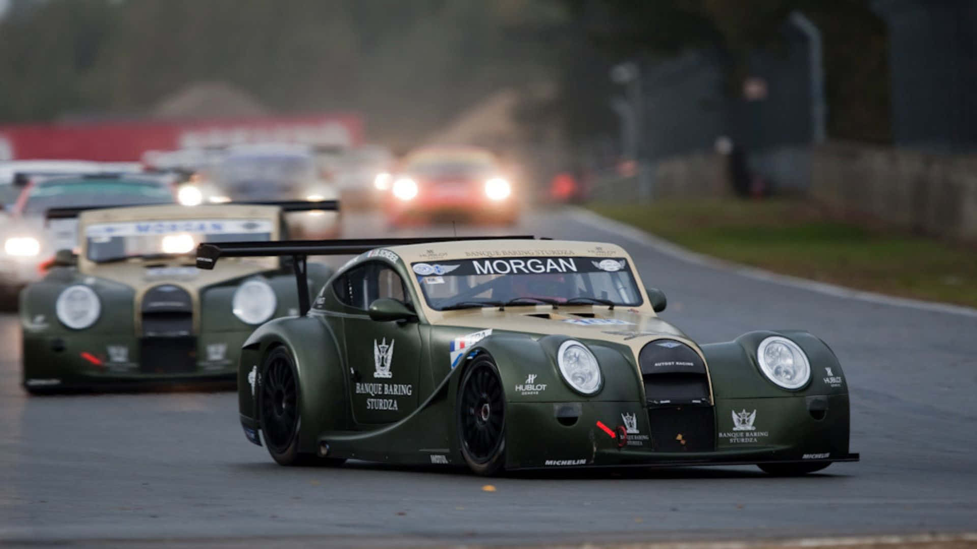 Klassisk Morgan Aero Supersports I Svart Bakgrunnsbildet