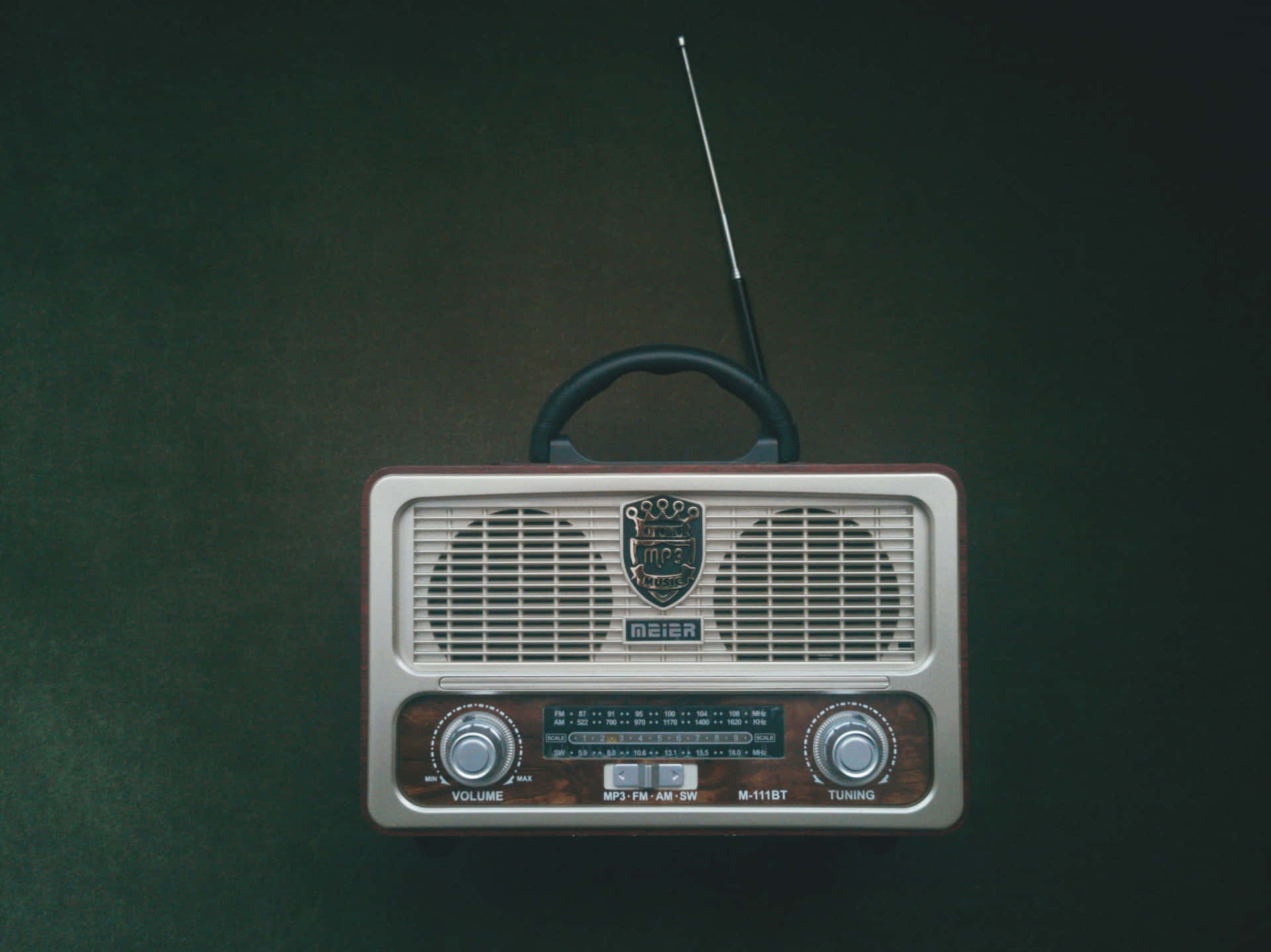 Classic Radio Receiver With Antenna Wallpaper