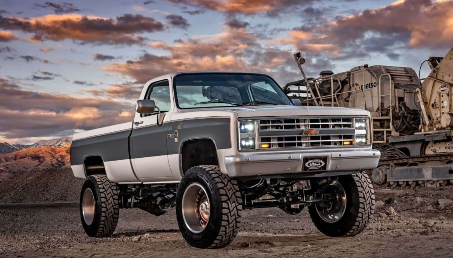 Classic Square Body Truck In Prime Condition Wallpaper