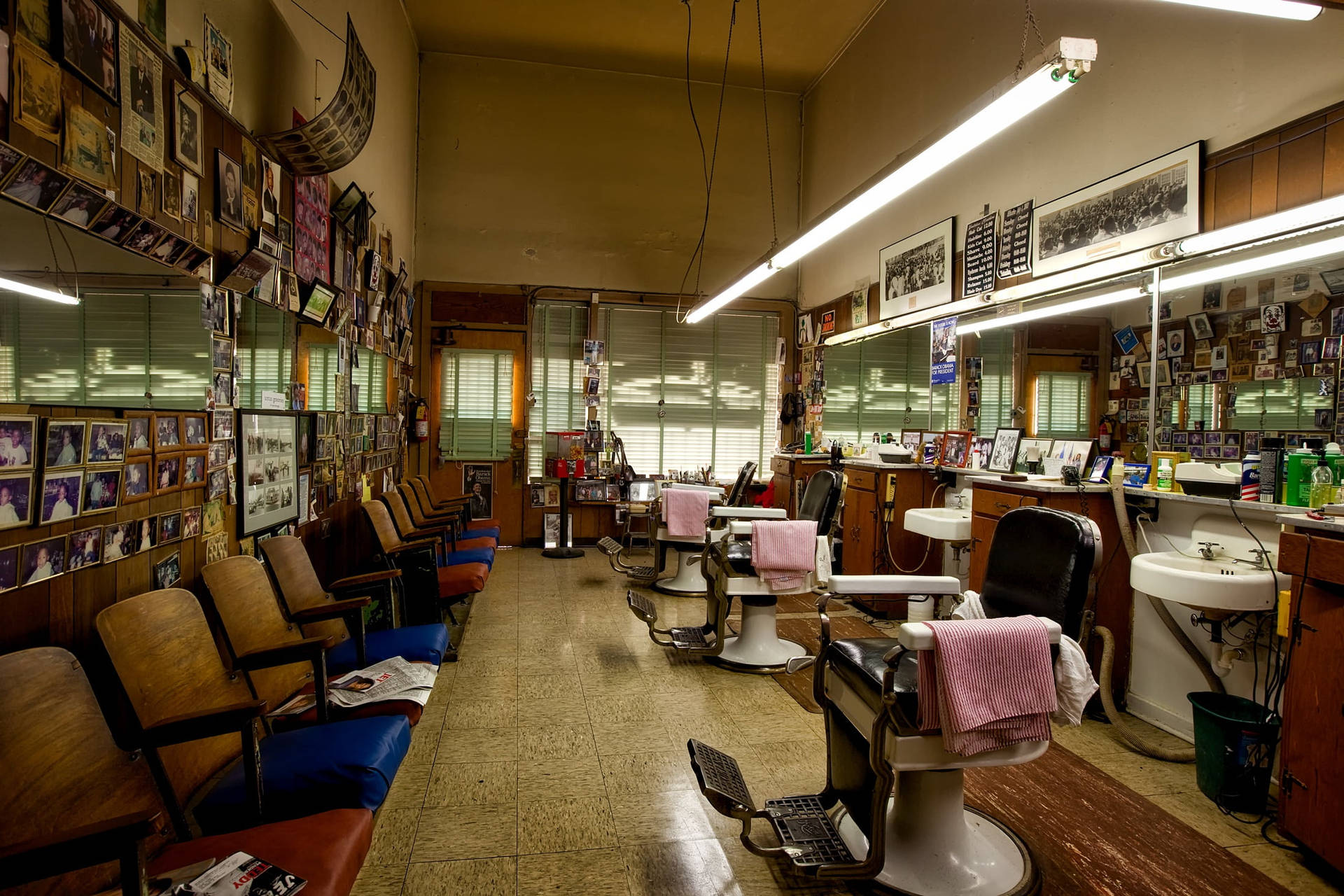 Sophisticated Classic Hair Salon Interior Wallpaper
