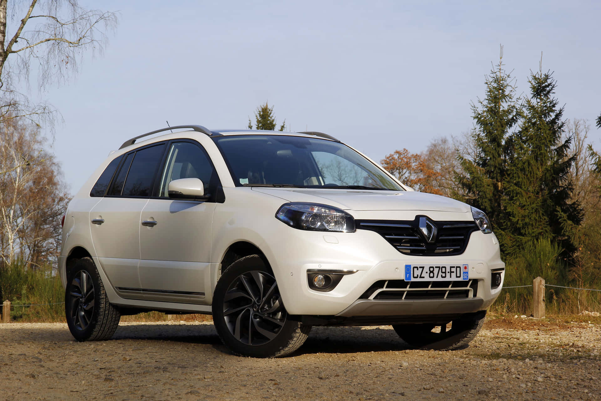 Classy And Sophisticated Renault Koleos On Open Road Wallpaper