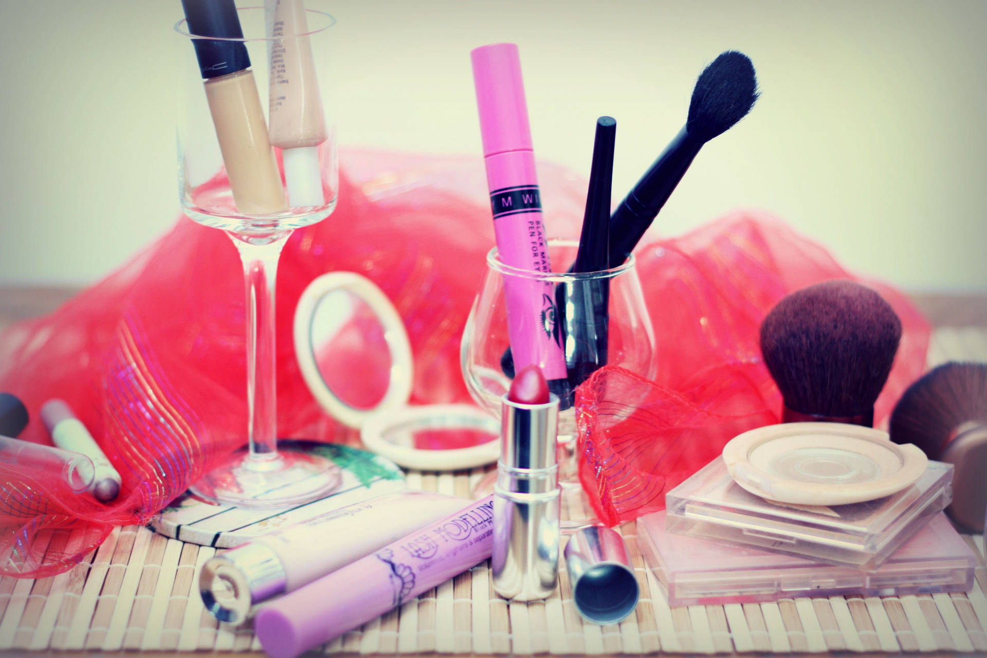 Download Classy Makeup Tools Wallpaper 