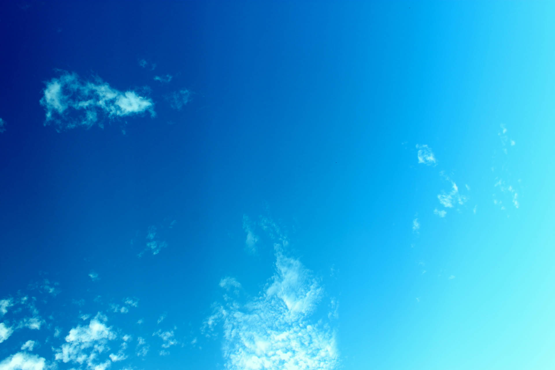 Clear Blue 4K Sky Wallpaper