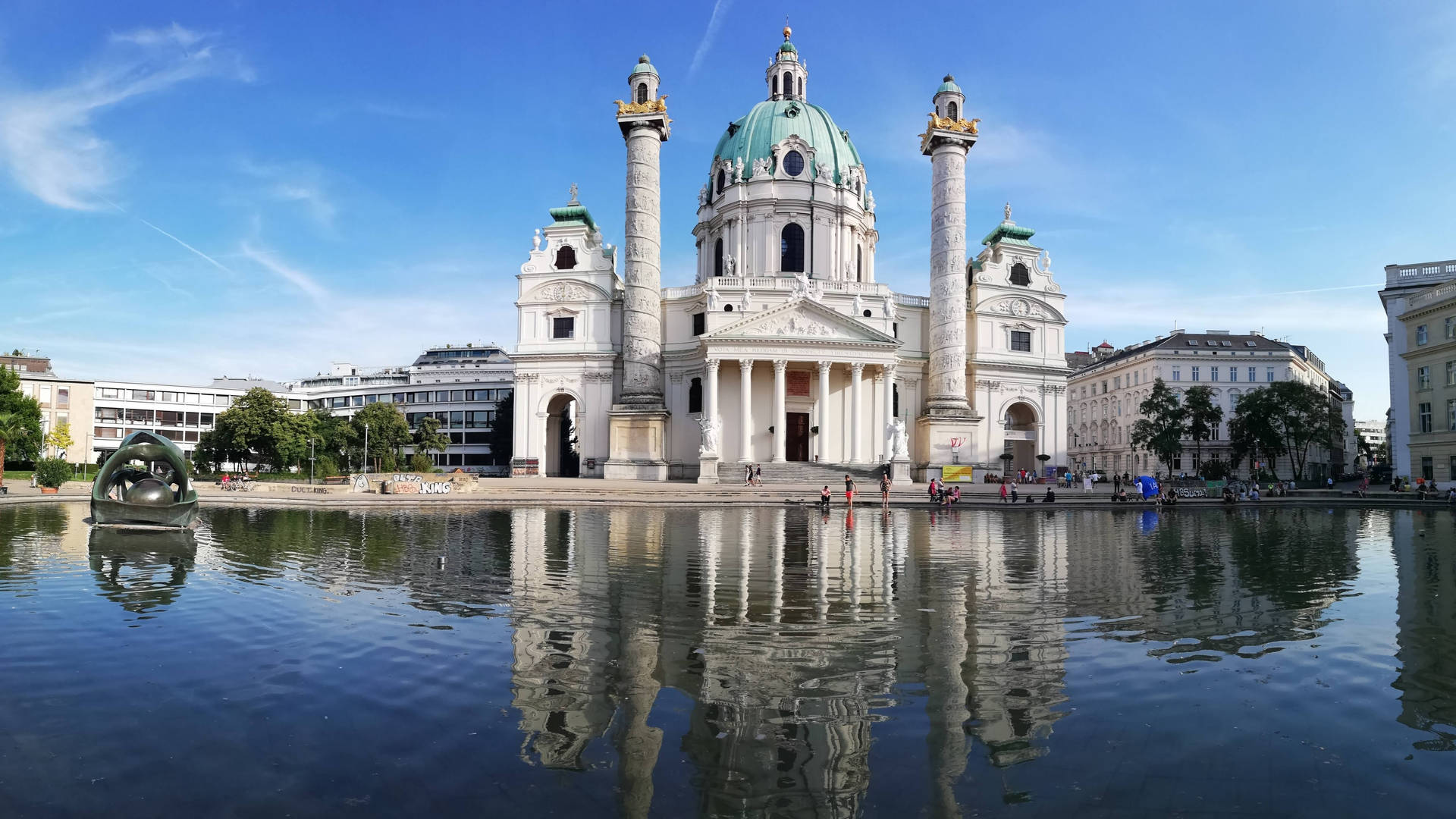 Klar himmel over Wiener kirke billede tapet Wallpaper