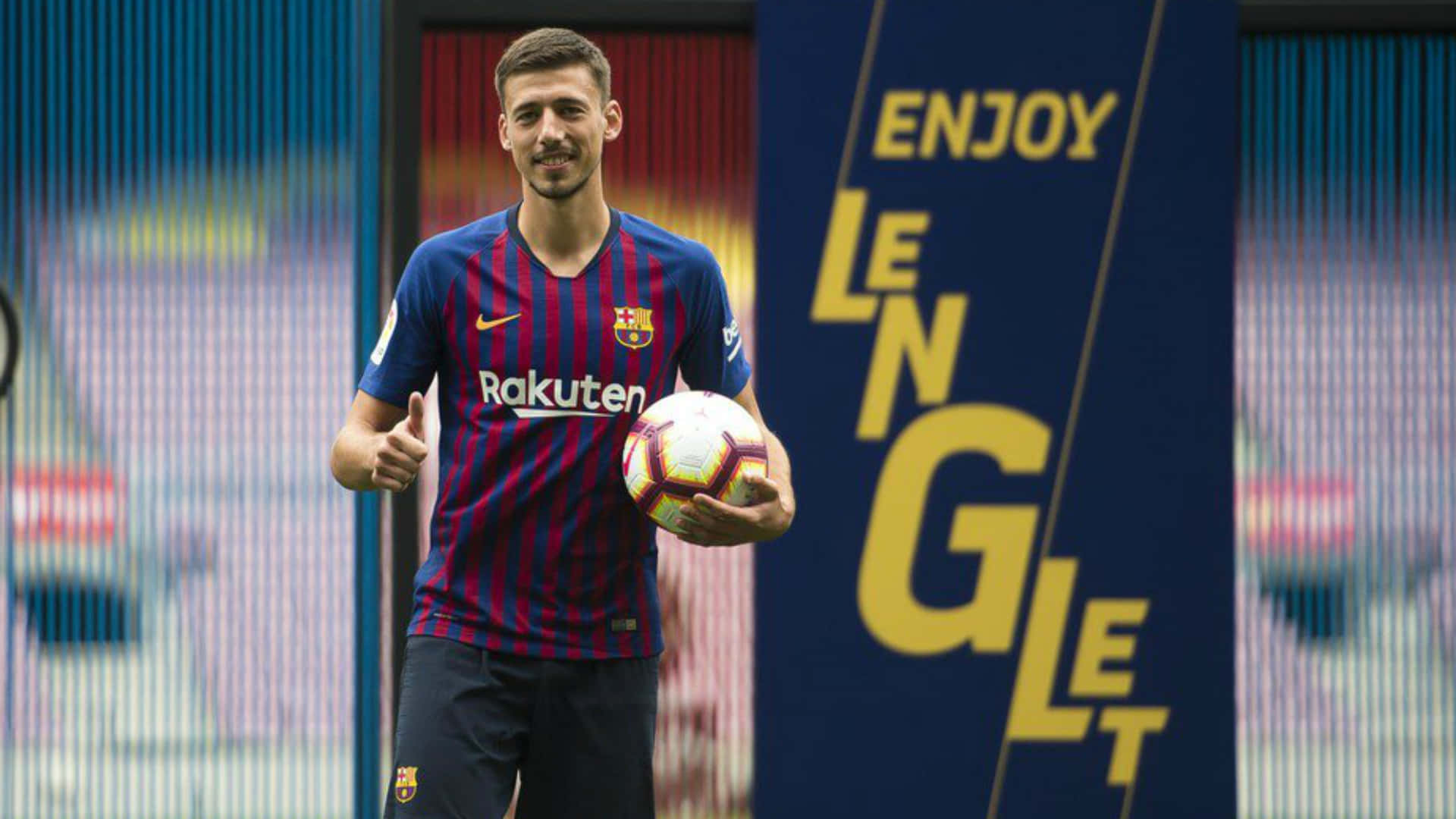 Clément Lenglet In Action On The Soccer Field Wallpaper