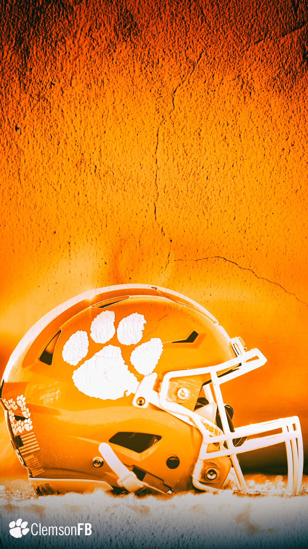 Get the latest Clemson Tigers news on your Iphone Wallpaper