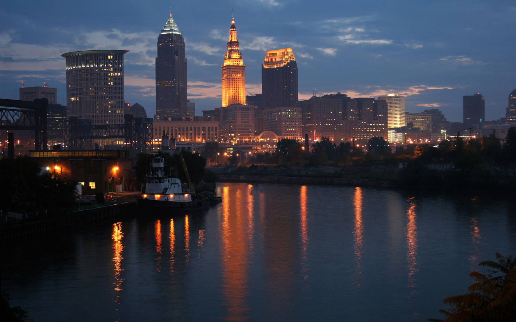 Cleveland Bright Terminal Tower Wallpaper