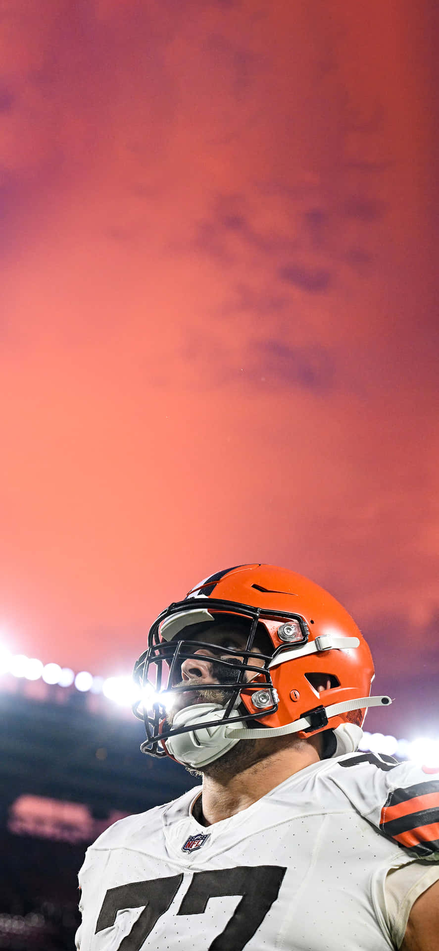 Cleveland Browns Player Sunset Stadium Background Wallpaper