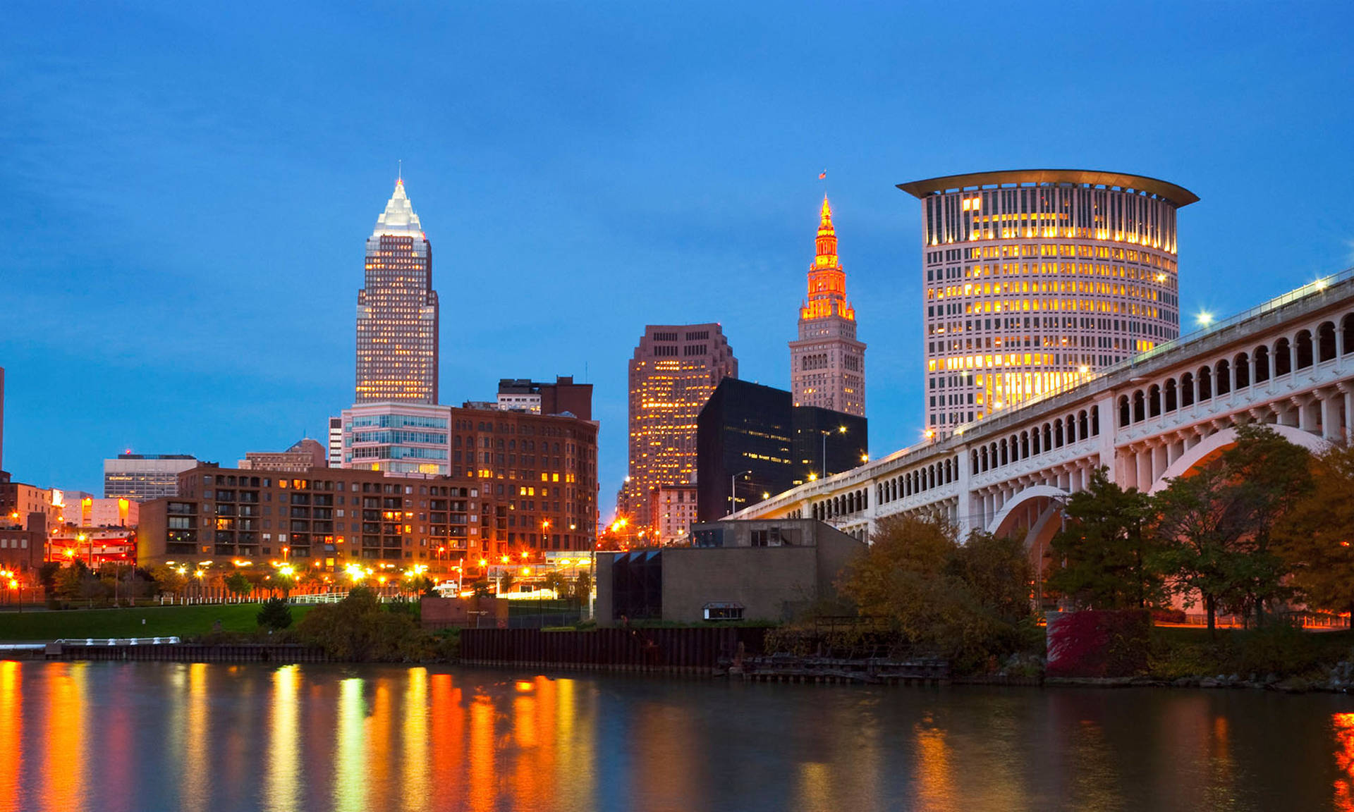 Cleveland Ohio During The Night Background