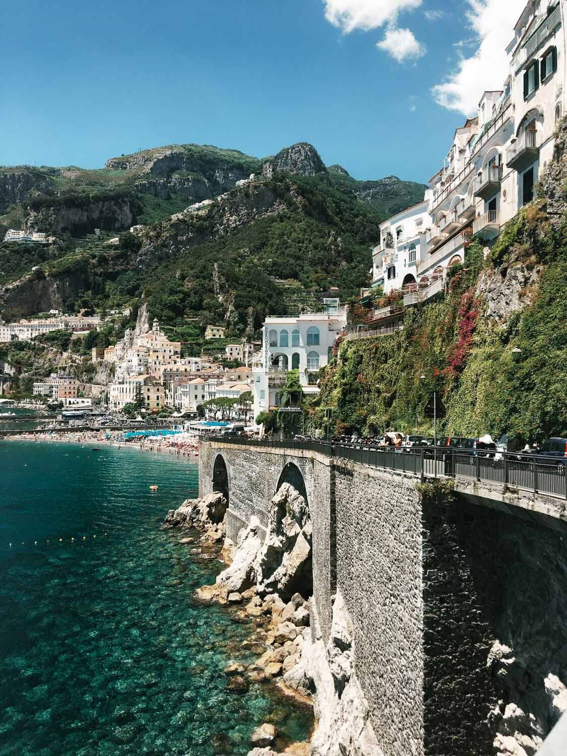 Cliff Road Of Amalfi Coast Wallpaper