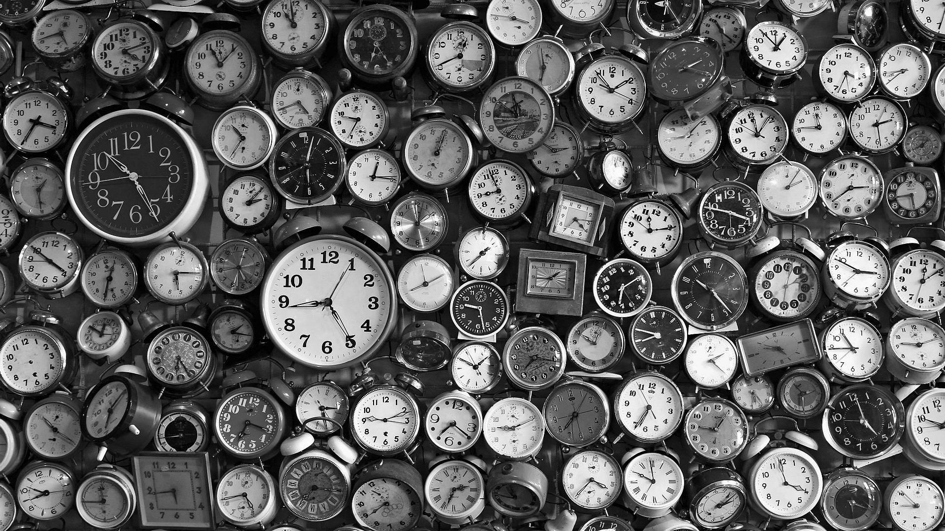time wallpaper | Clock wallpaper, Compass wallpaper, Clock tattoo