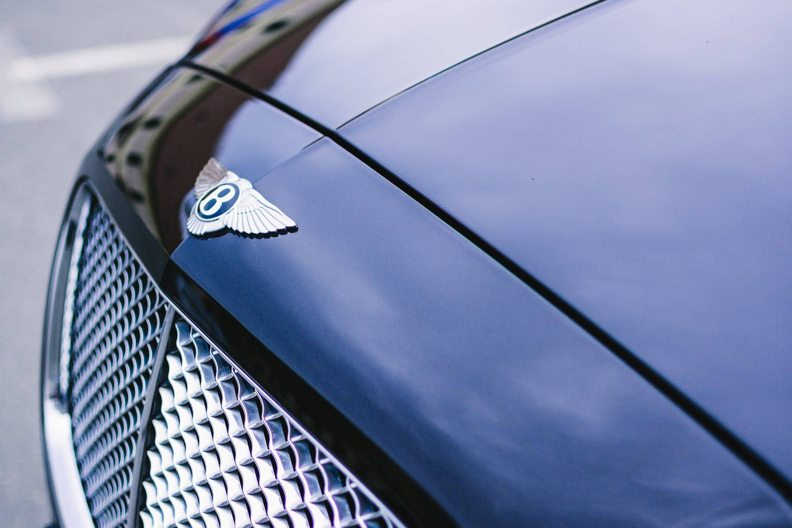 Close-up Bentley Hd Logo Wallpaper