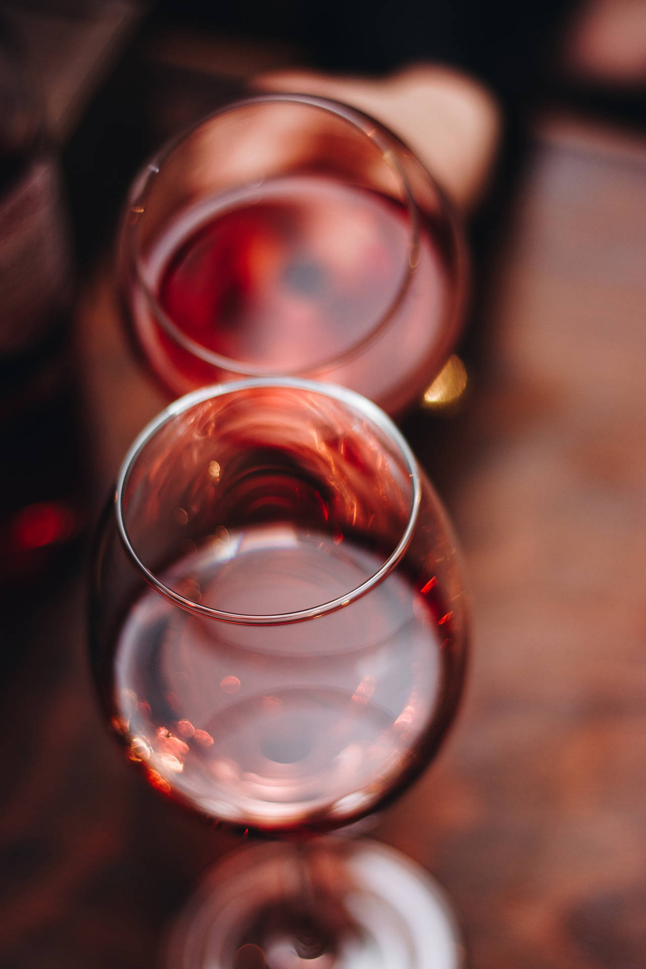 Close-up Wine Glasses Wallpaper