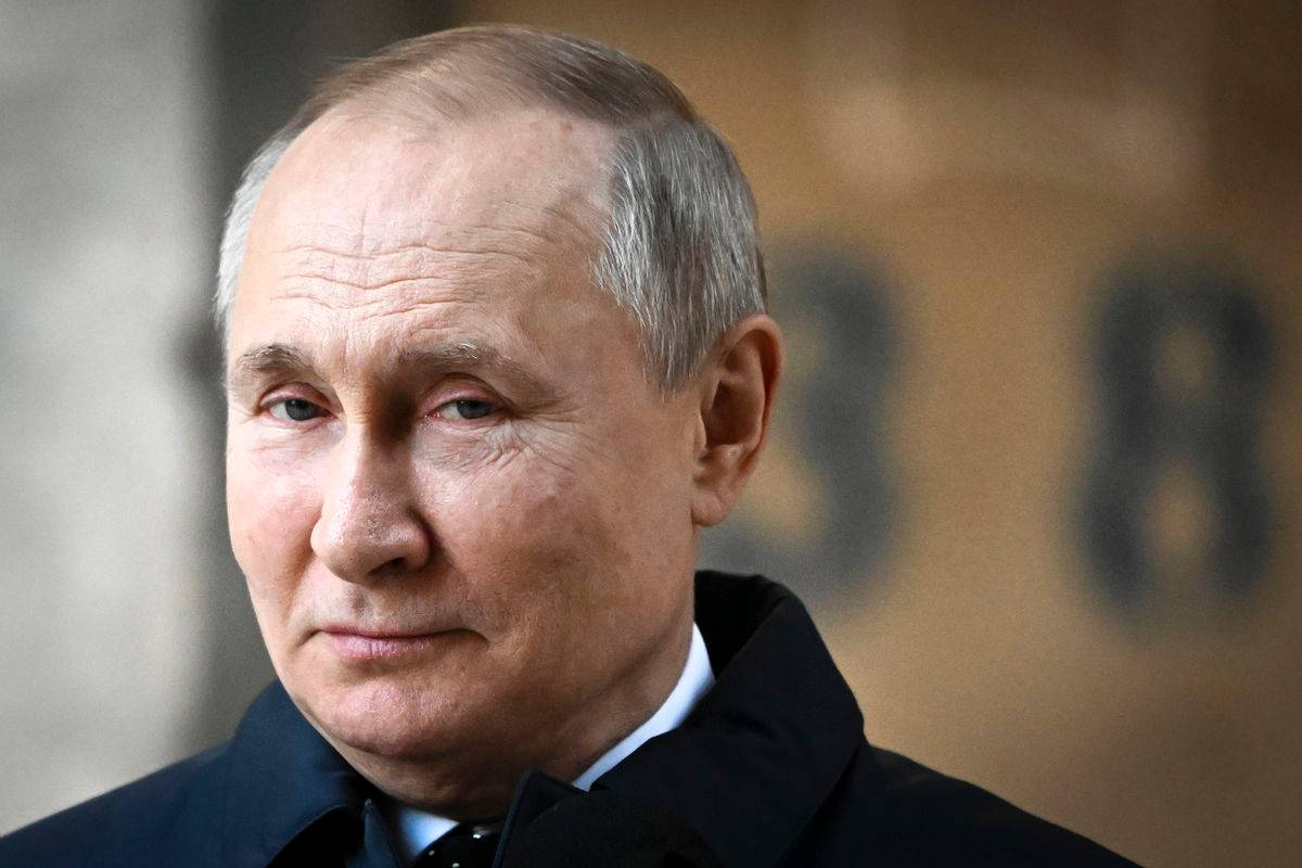 Closeup Picture Of Vladimir Putin Face Wallpaper