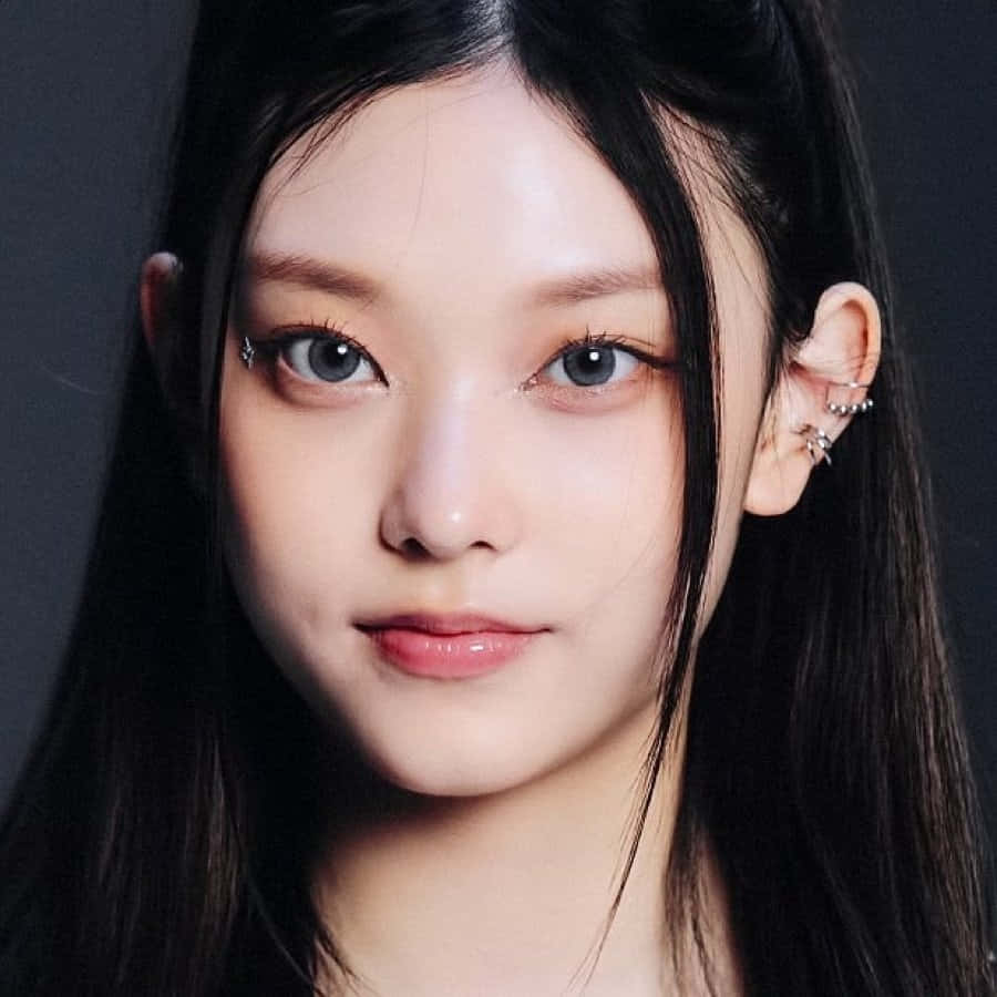 Closeup Portrait Young Woman Pierced Ears Wallpaper