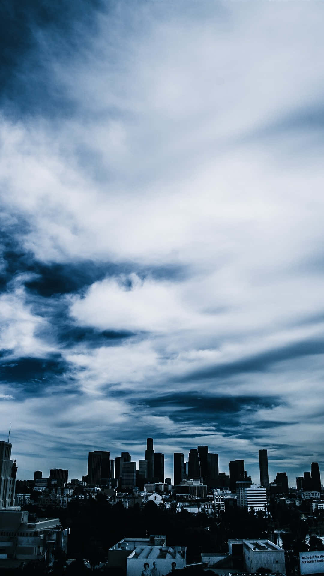 Tag et skridt tilbage og nyd naturens skønhed med denne æstetiske skyer tumblr-billede. Wallpaper