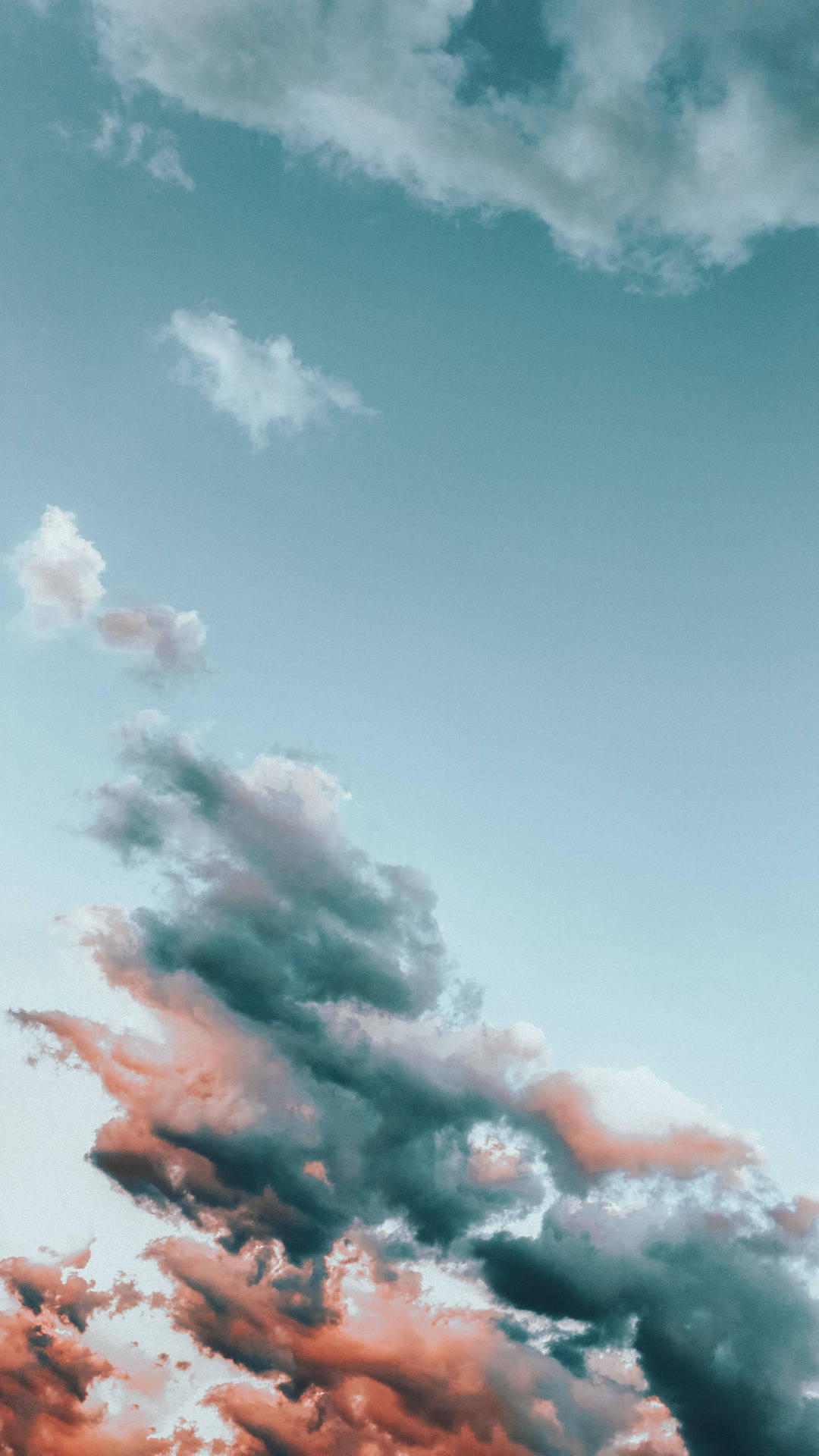 Einflugzeug, Das Über Einem Wolkenverhangenen Himmel Fliegt Wallpaper
