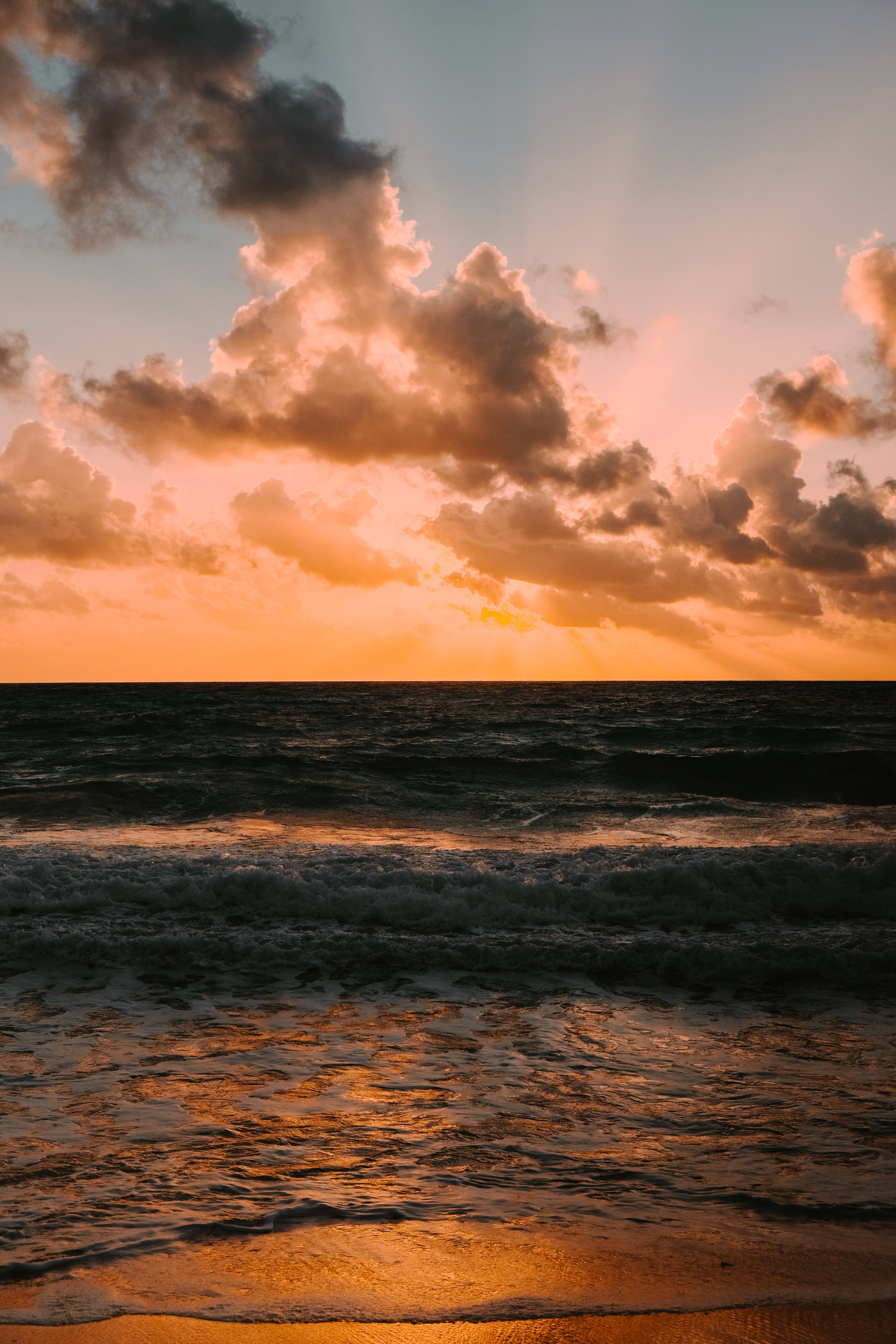 Cloudy Sunset Beach Android Wallpaper
