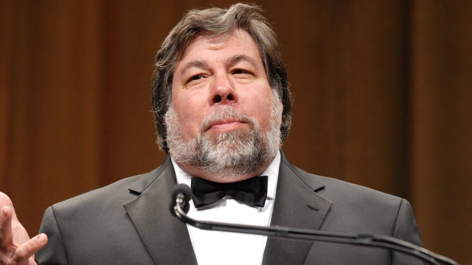 Mitbegründervon Apple Steve Wozniak Hält Eine Rede. Wallpaper