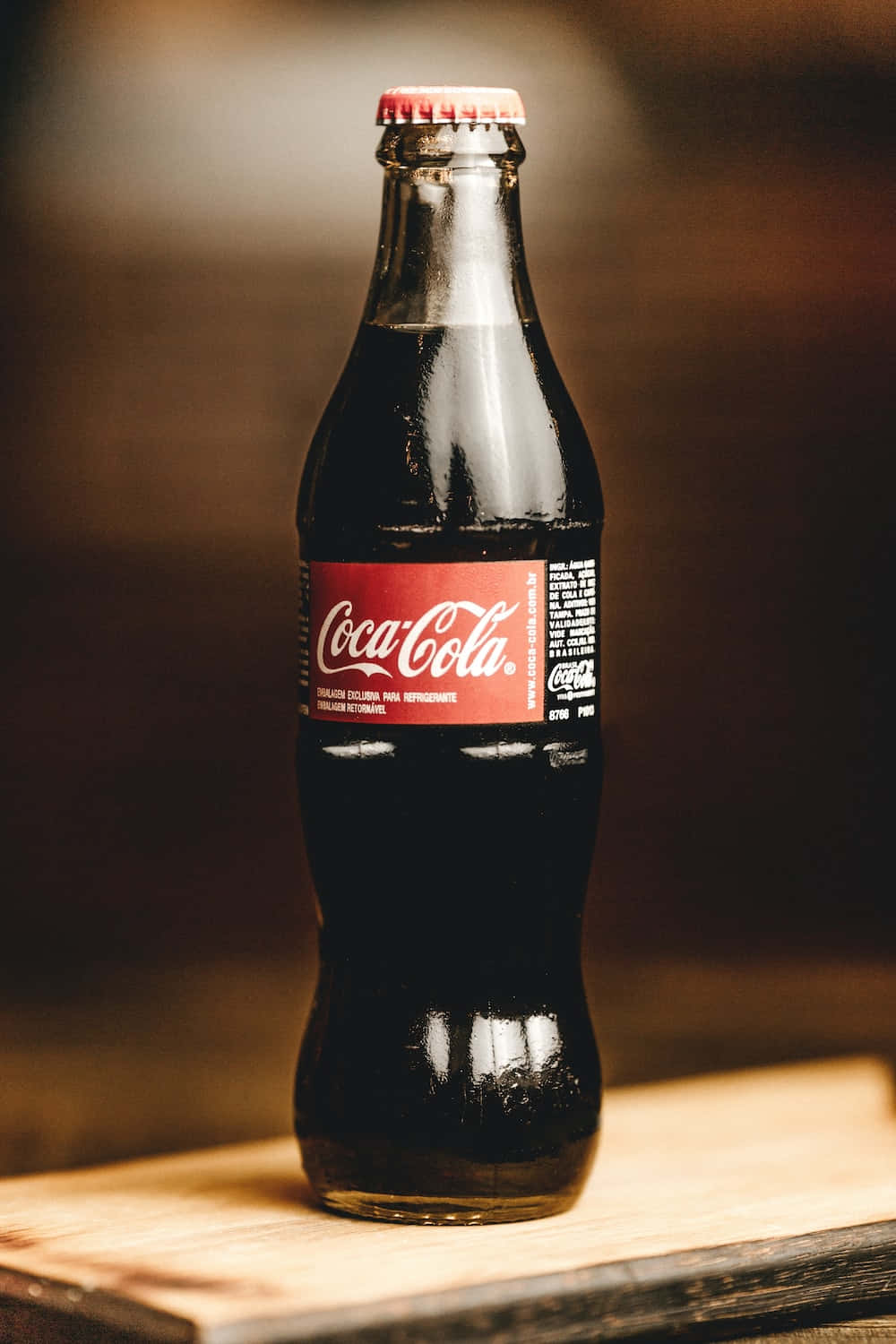 Rinfrescala Tua Giornata Con Una Coca-cola Ghiacciata.