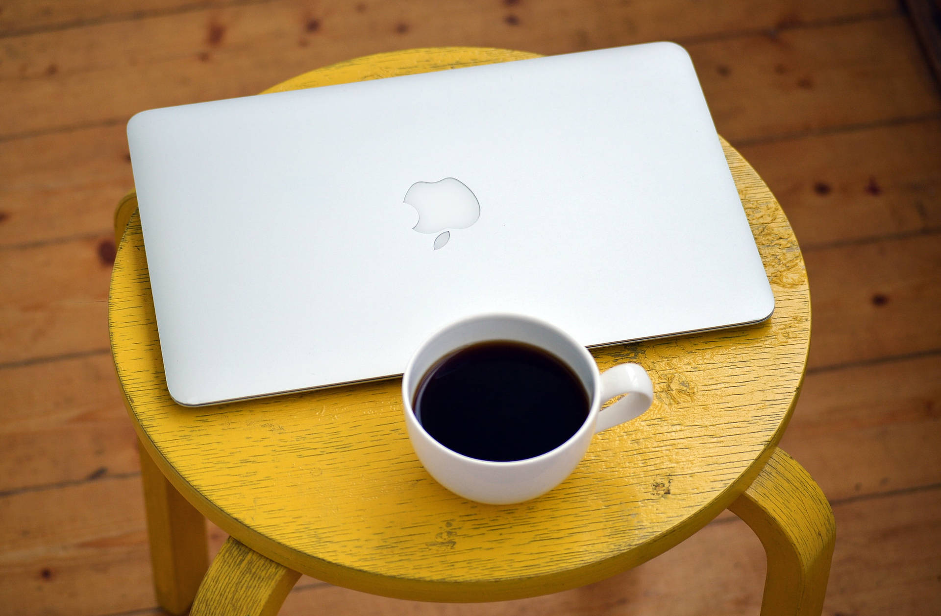 Coffee And Macbook Air Wallpaper
