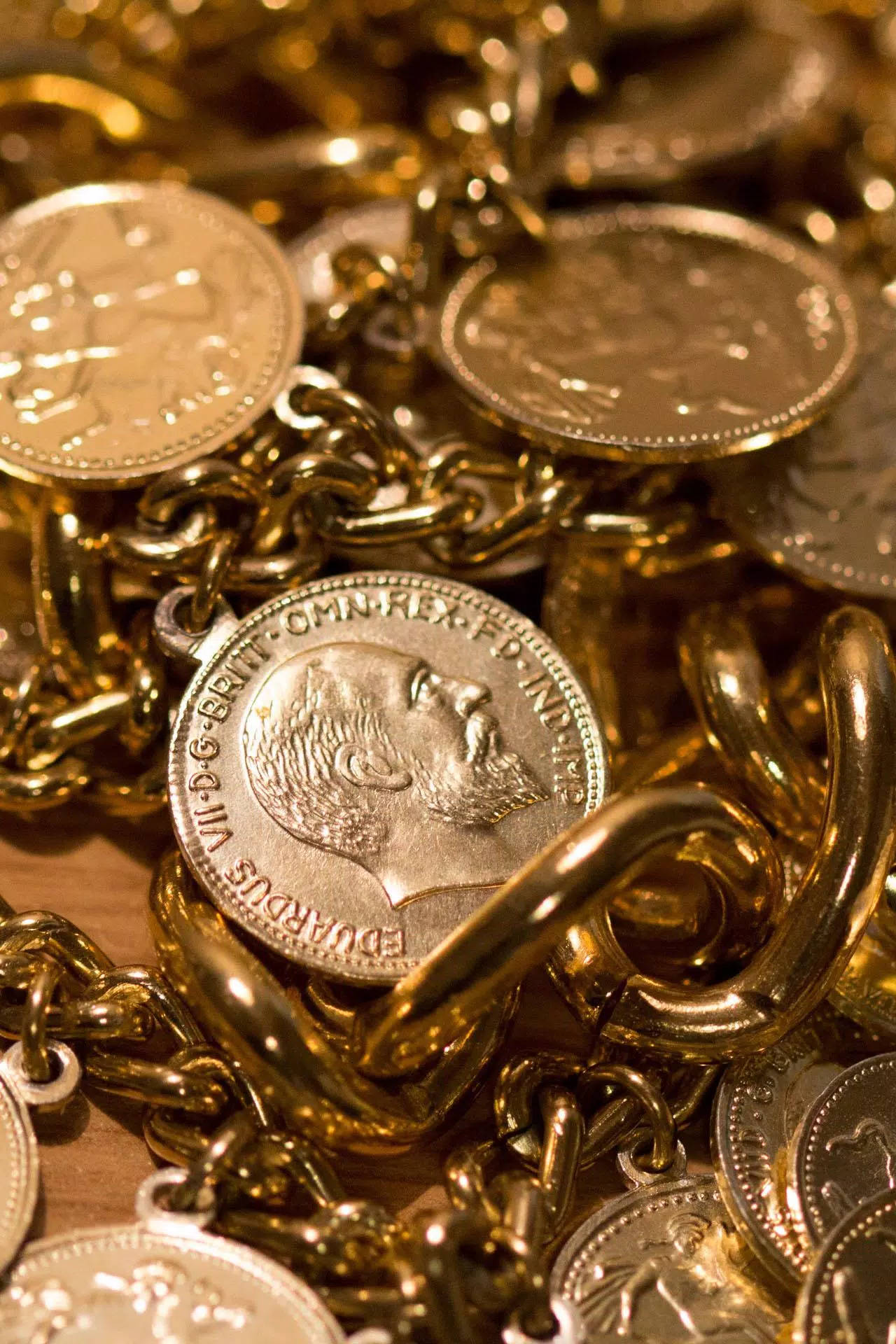 Coins Gold Background Wallpaper