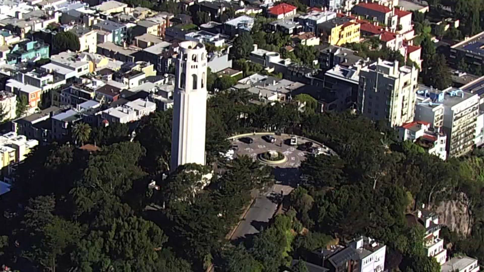 Get a bird's eye view of San Francisco’s iconic Coit Tower Wallpaper
