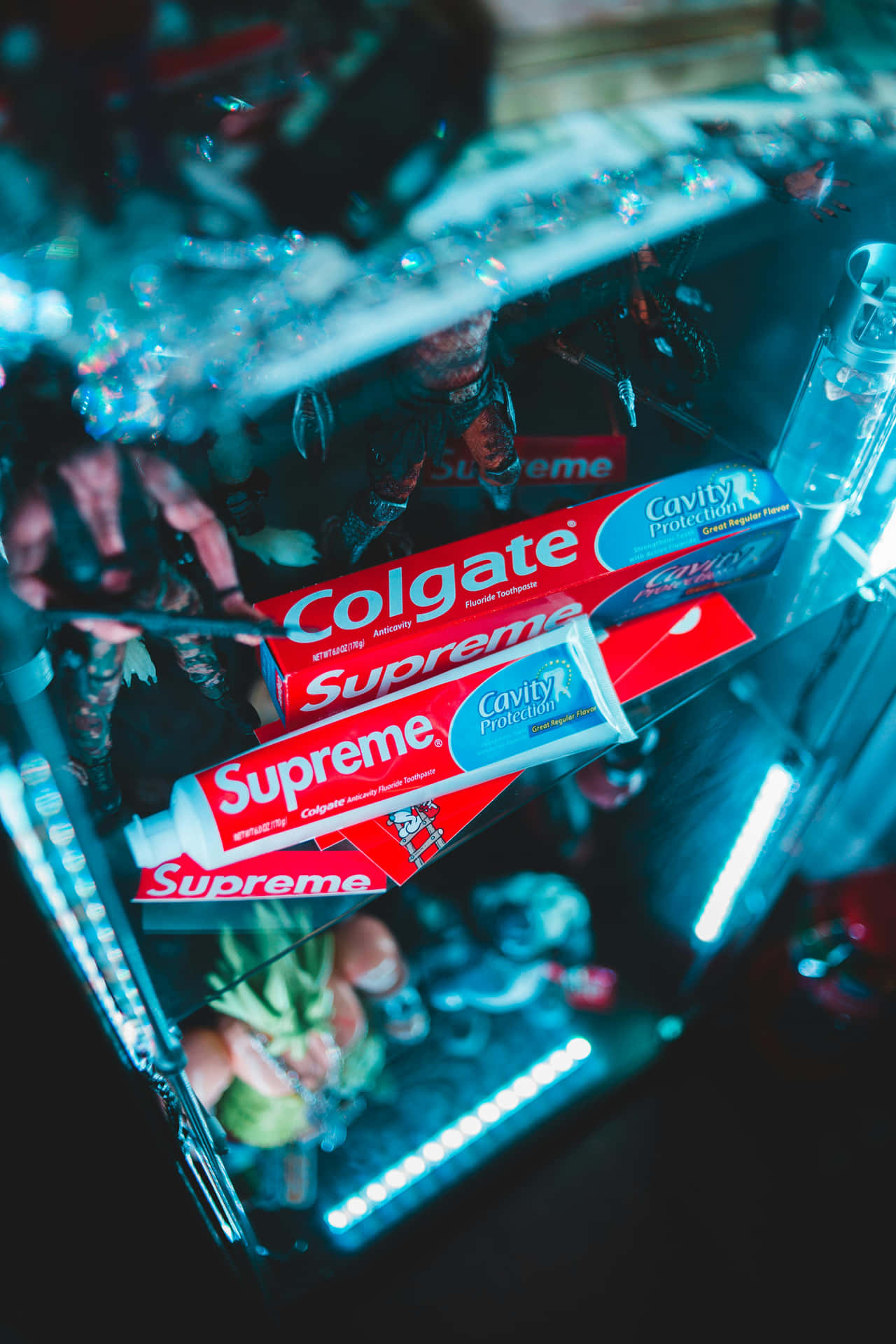 Colgate Supreme Toothpaste Packaging Wallpaper