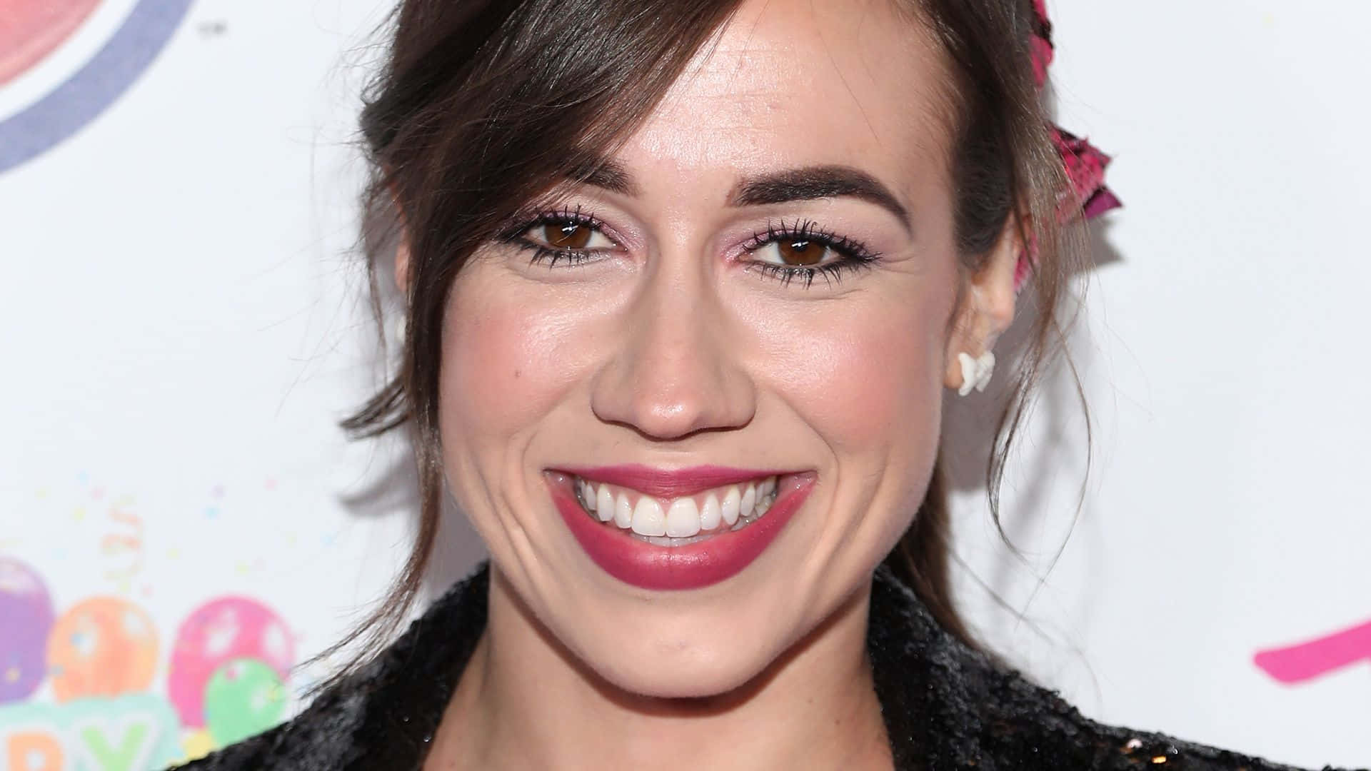 Colleen Ballinger Smilingat Event Wallpaper