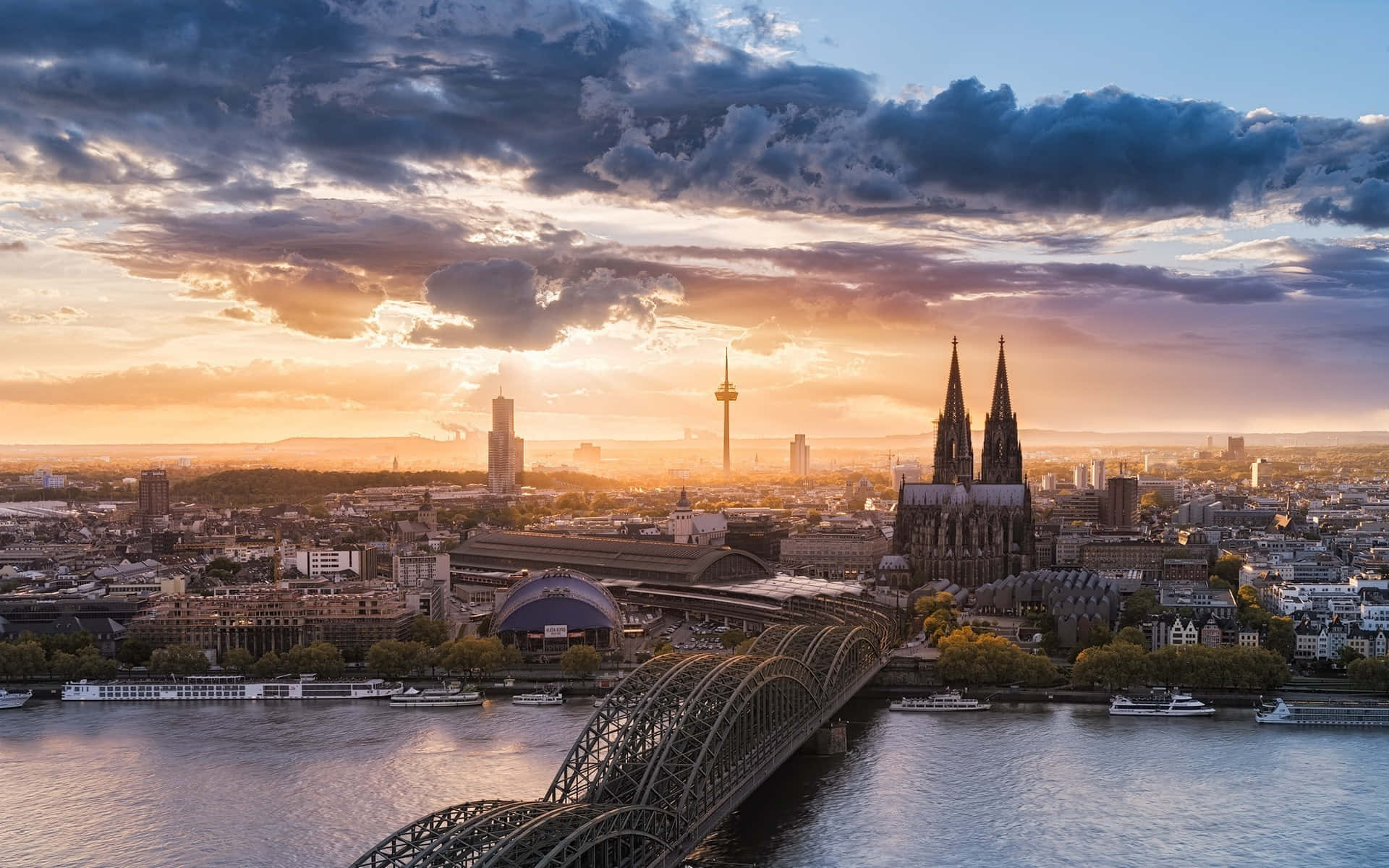 Cologne Cathedral Aerial View Wallpaper