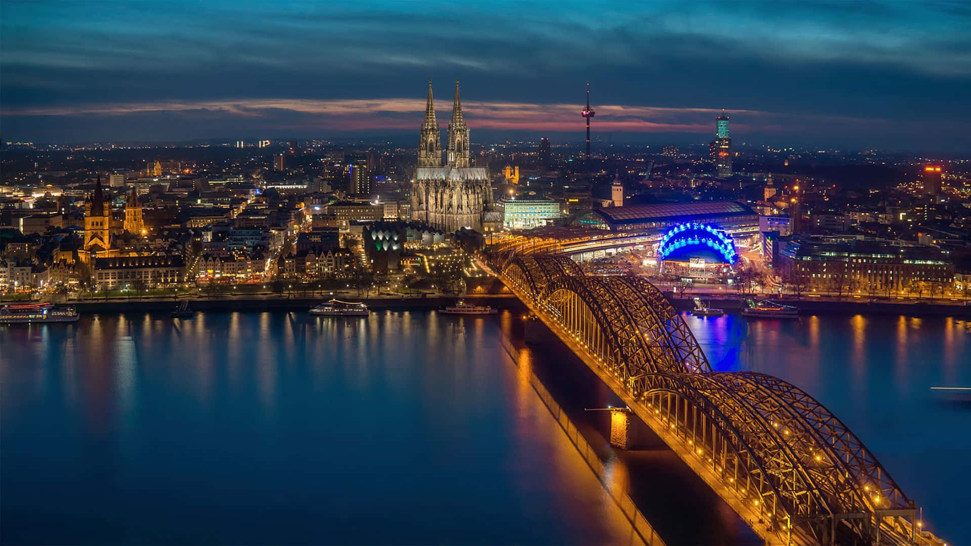 Cologne Cathedral And City View Wallpaper