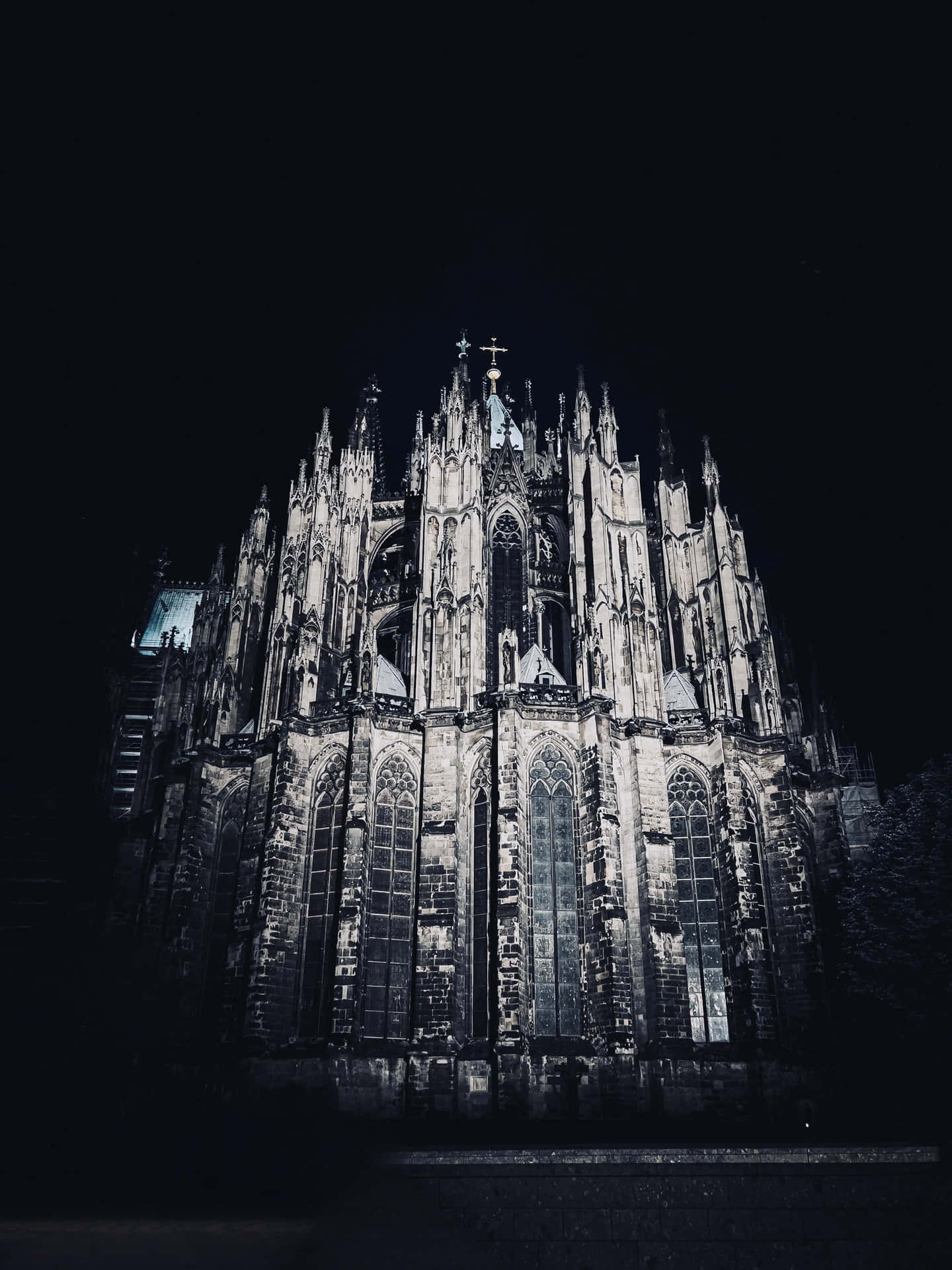 Cologne Cathedral Black And White Portrait Wallpaper