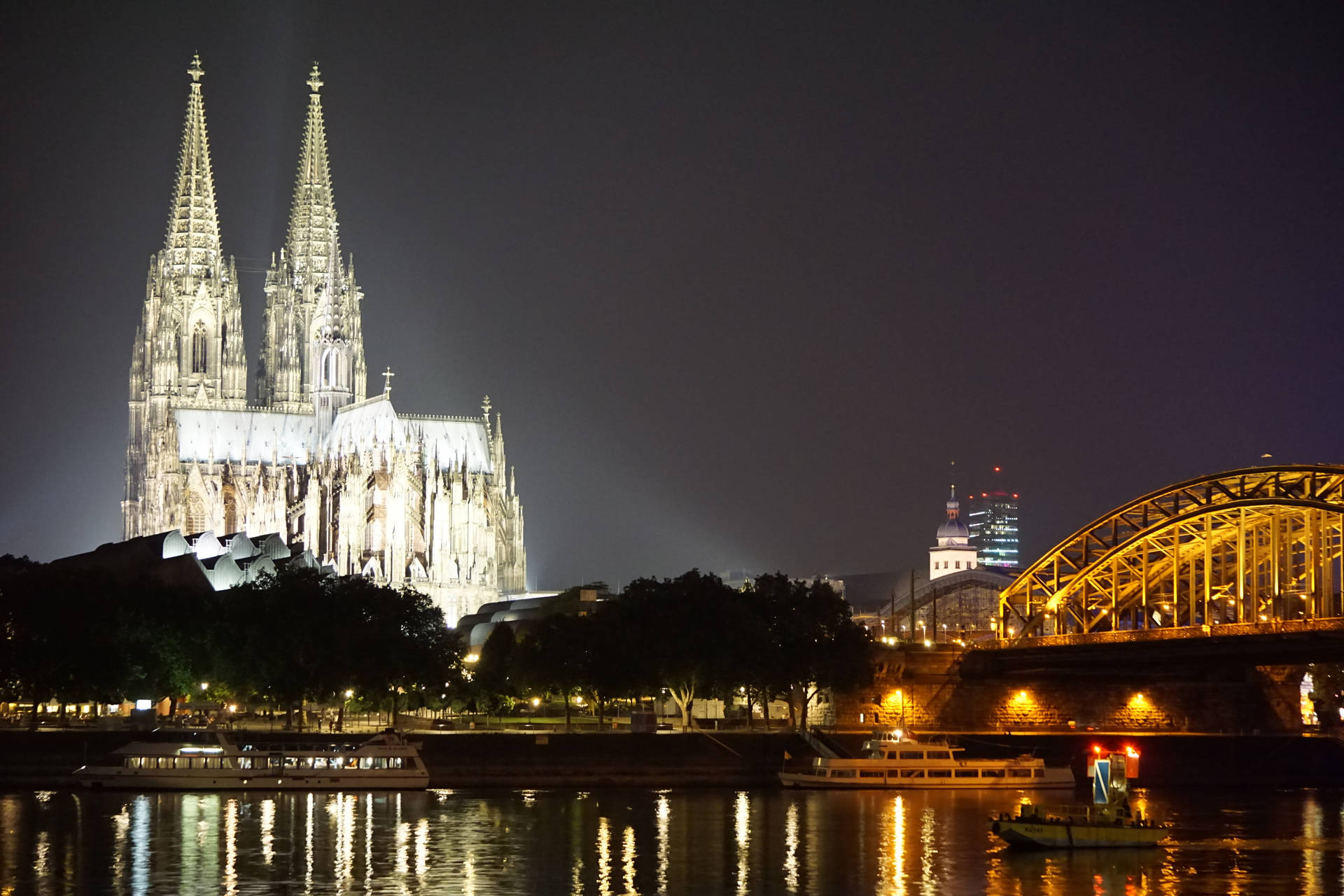 Cologne Cathedral Church Wallpaper