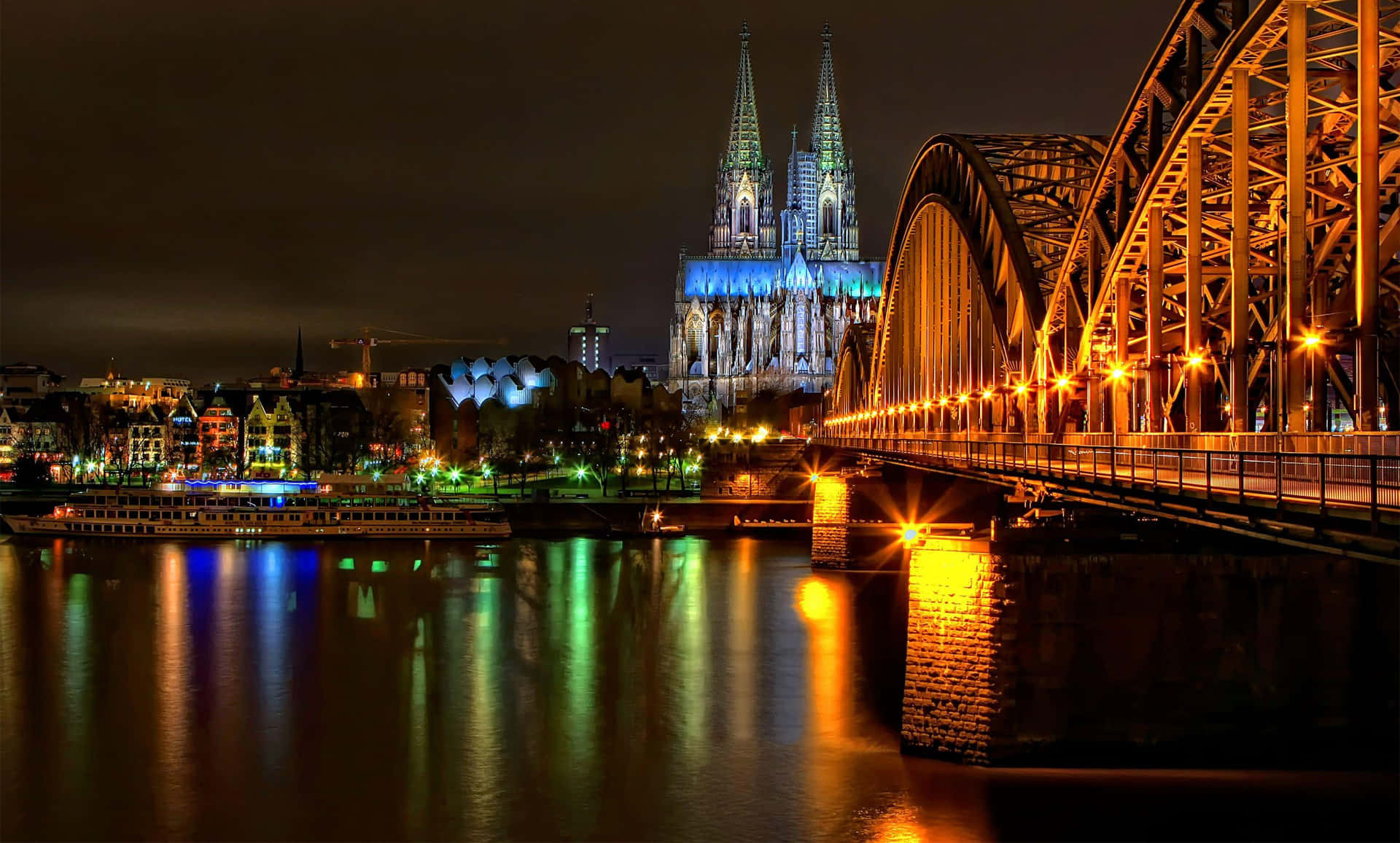 Cologne Cathedral Night Lights Wallpaper