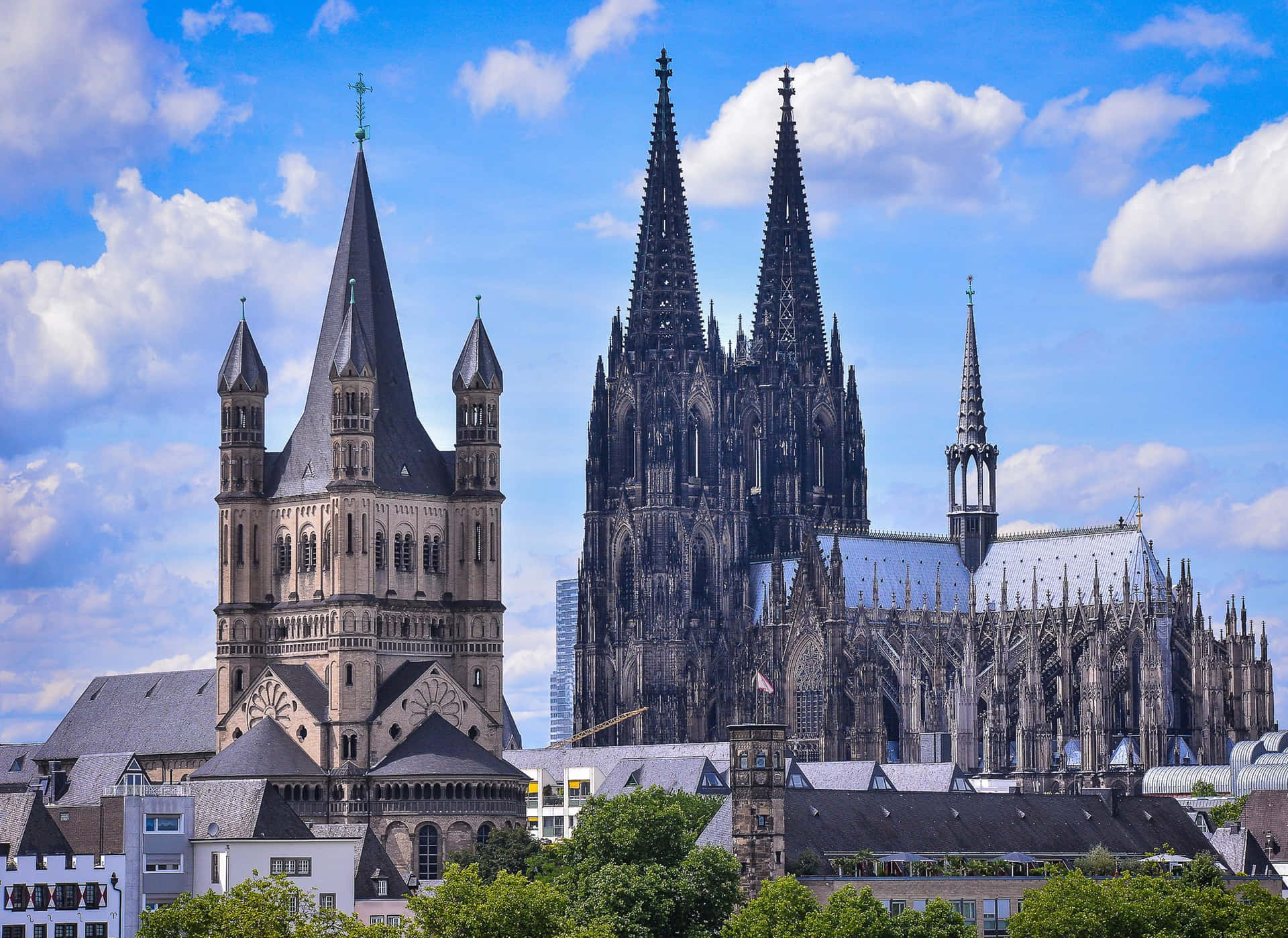 Cologne Cathedral With Gross St Martin Church Wallpaper