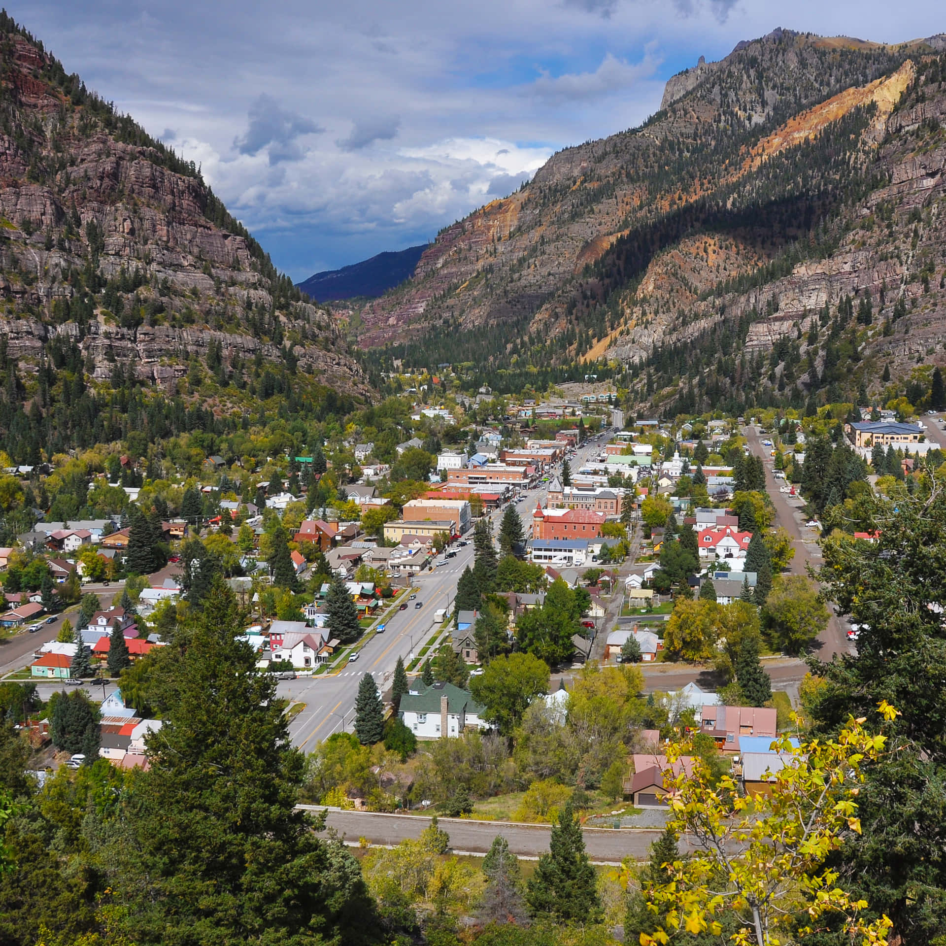 Captivating Colorado Mountain Landscape