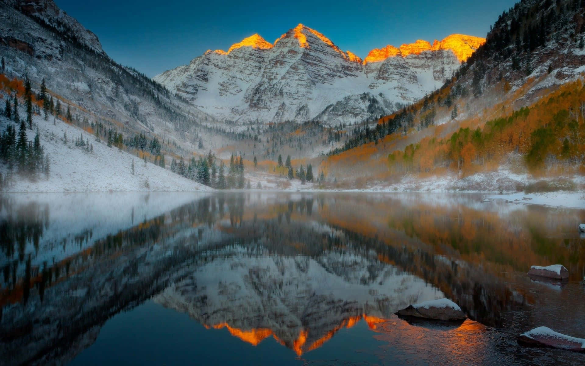 Vistaaérea De Las Montañas Rocosas De Colorado Fondo de pantalla