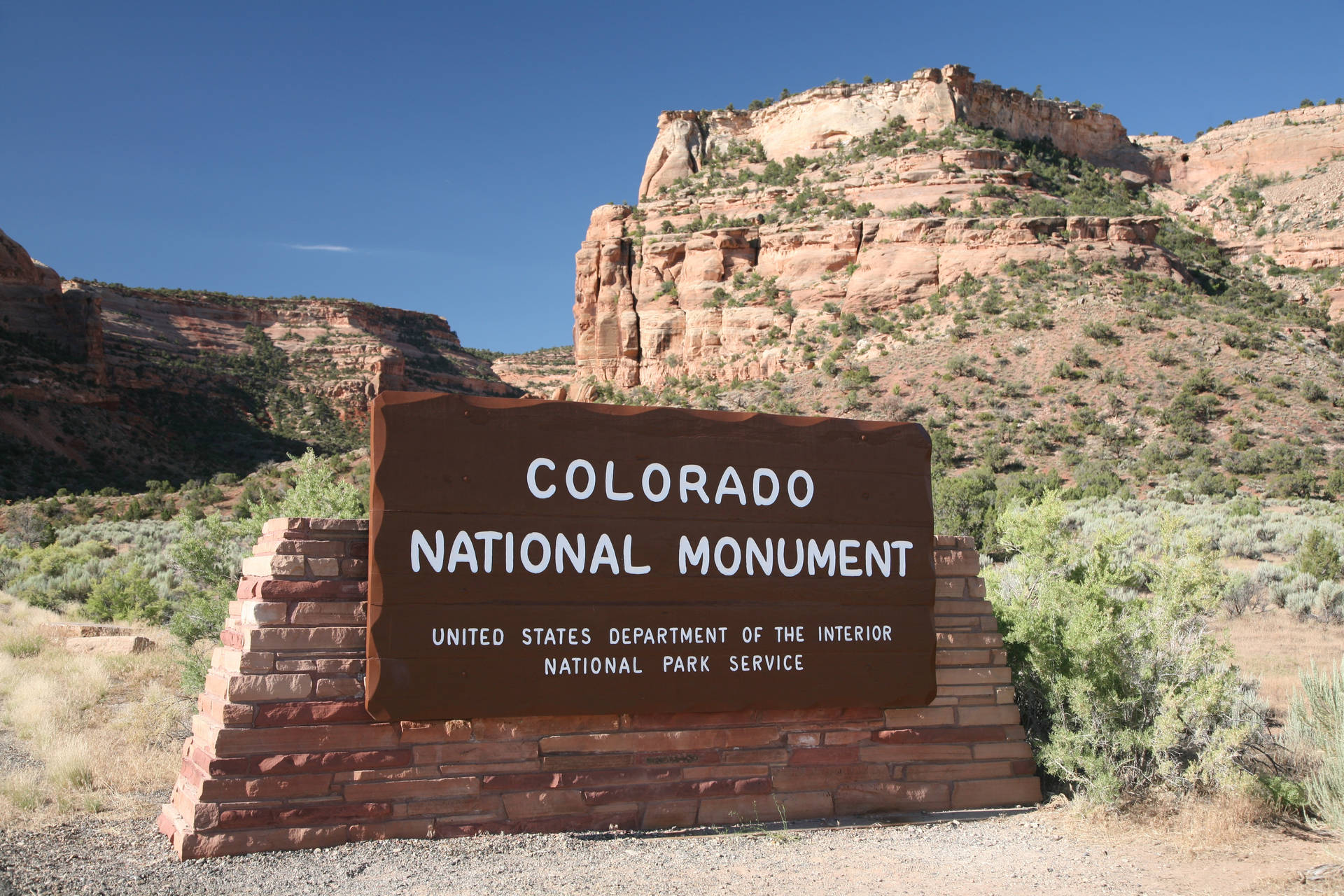 Colorado National Monument Entrance Wallpaper