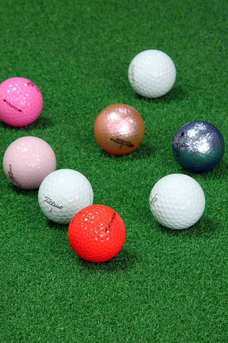 Vibrant Array of Golf Balls Wallpaper