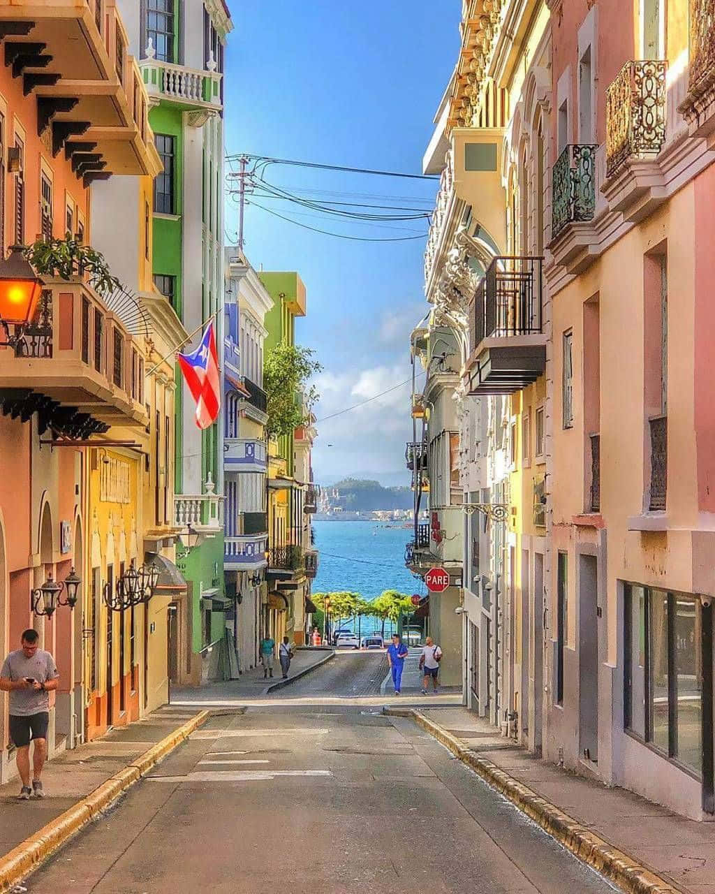 Kleurrijke Oude Straat In San Juan, Puerto Rico Achtergrond