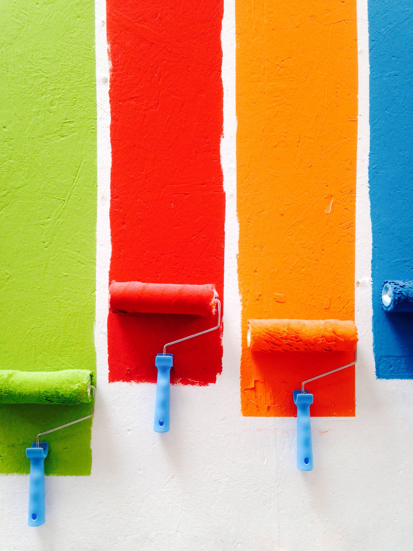 Colorful rolling paint design wallpaper