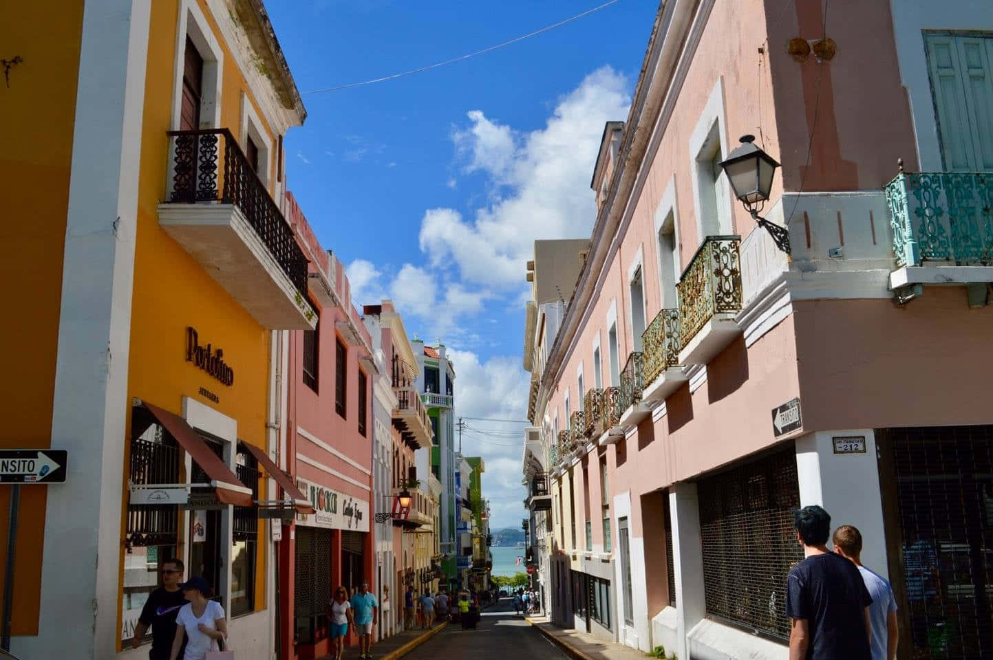 Colorful_ Streets_of_ Old_ San_ Juan_ Puerto_ Rico Wallpaper