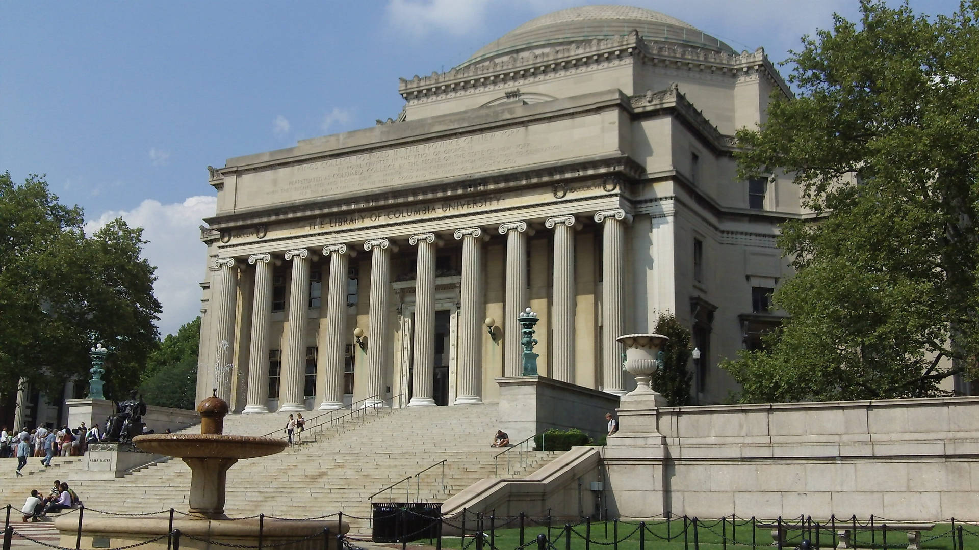 Bibliotecade La Universidad De Columbia Durante El Día Fondo de pantalla