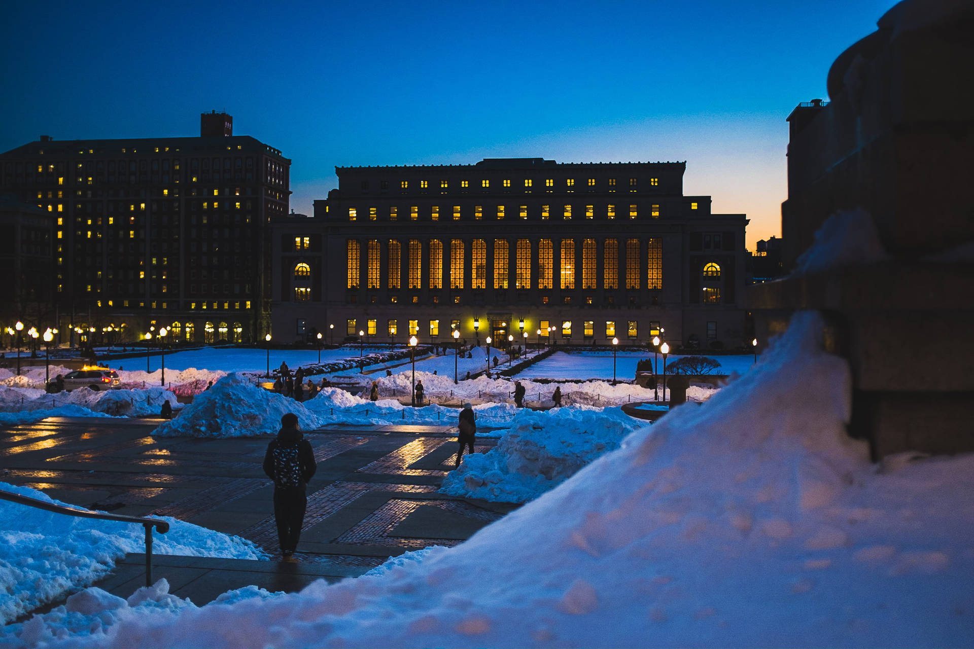 Columbia University Winter Season Wallpaper