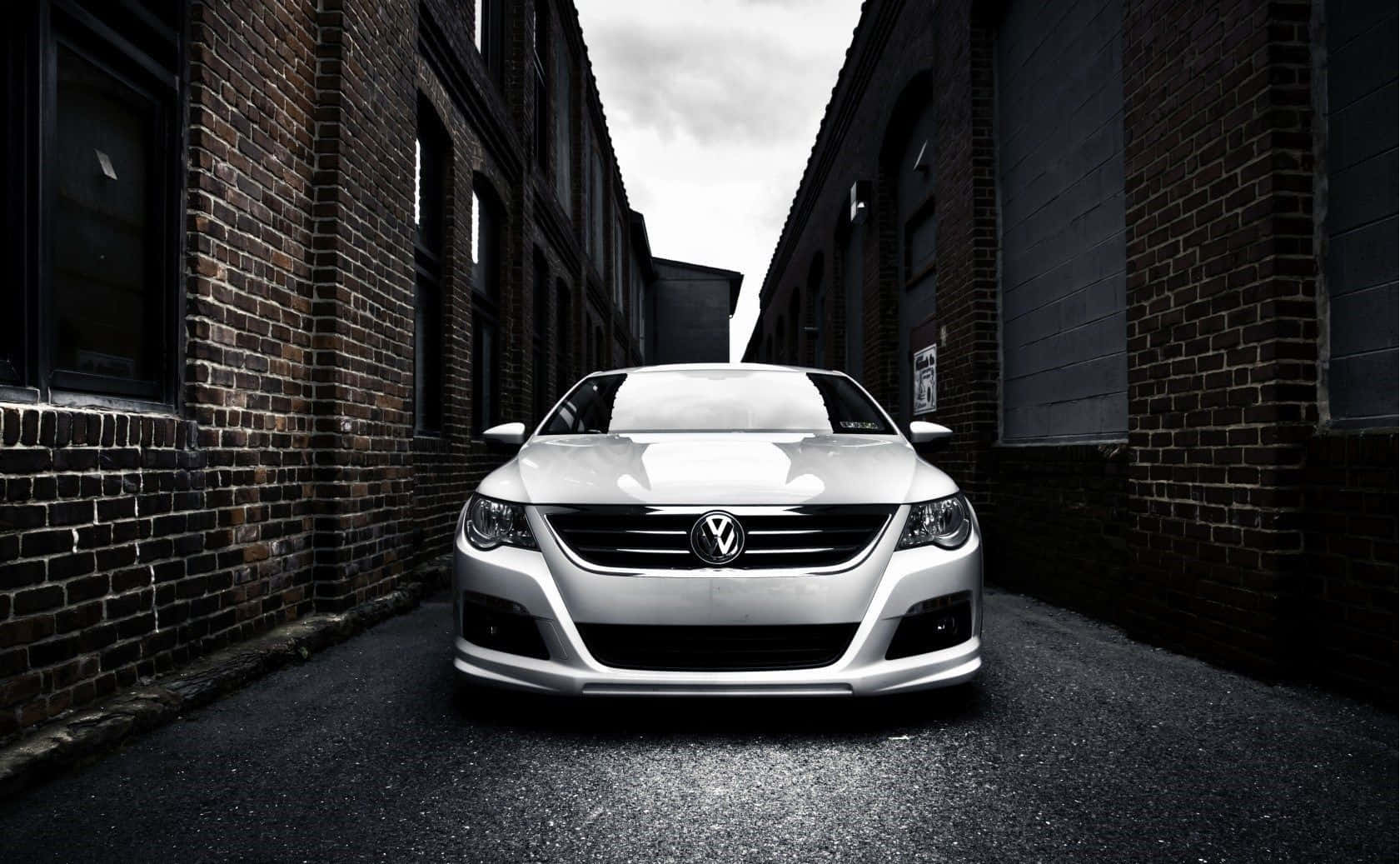 Comfort And Class: The Sleek Volkswagen Passat Wallpaper