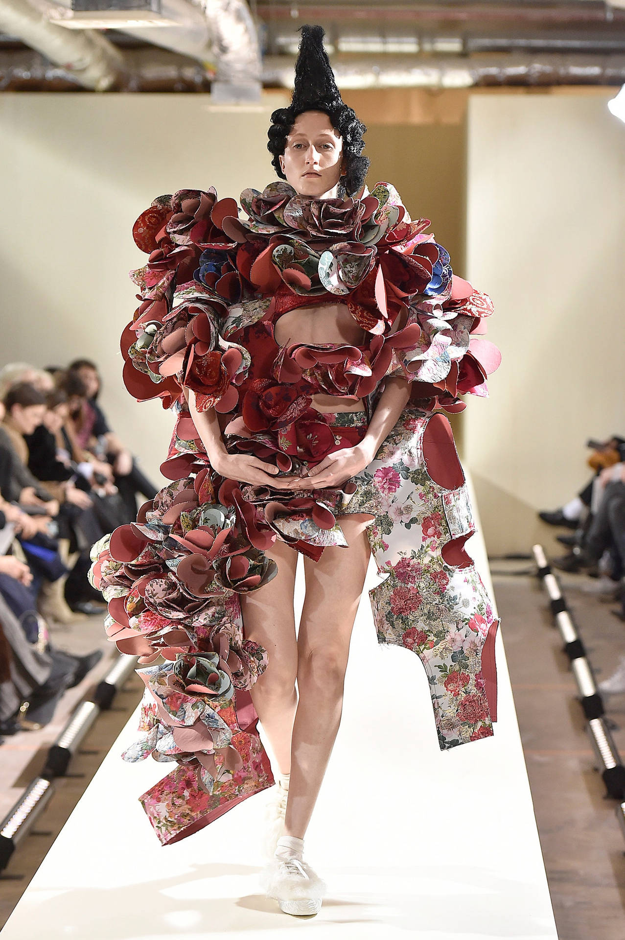 Comme Des Garçons Floral Avant Garde Dress Wallpaper